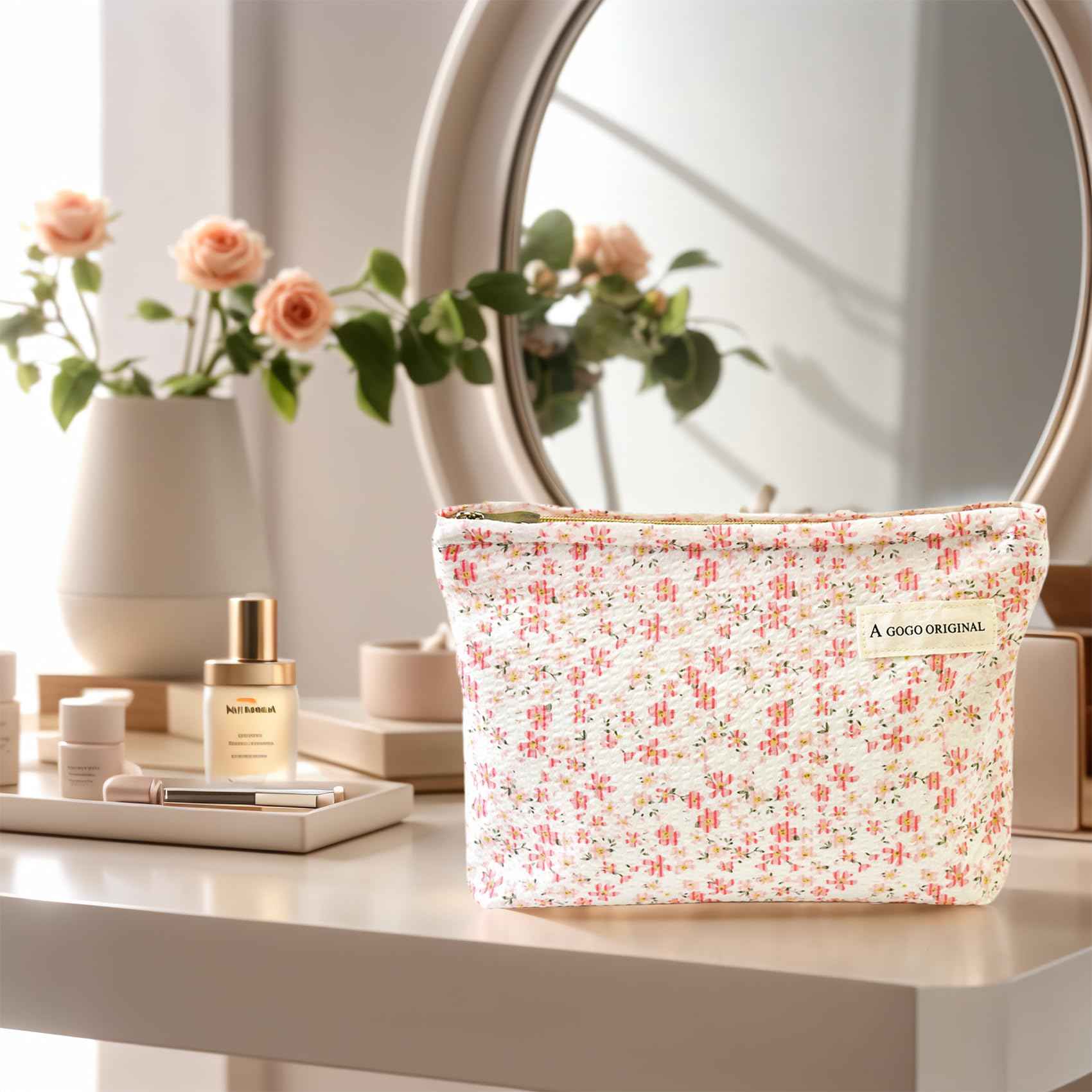 Loyzcy Aesthetic Makeup Bag Cotton, Quilted Floral Make up Bags, Make Up Pouch, Toiletry Bag Women, Floral makeup bag, Cosmetics Organizer Pouch, Pencil Case for Daily Use (Pink)