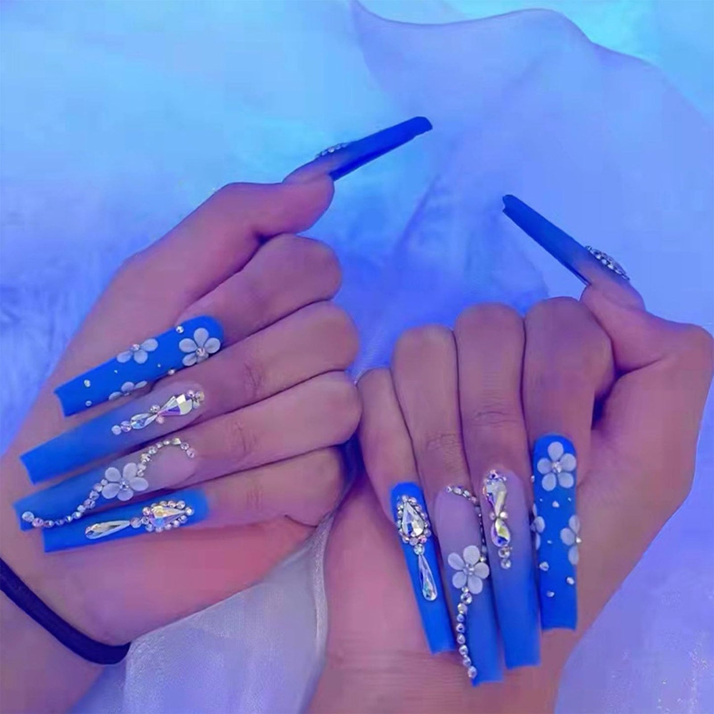 Long Press on Nails Coffin Navy Blue Gradient Acrylic Nails Press ons with Flower Rhinestones Design Artificial Nails Full Cover False Nails with Glue for Women and Girls 24Pcs