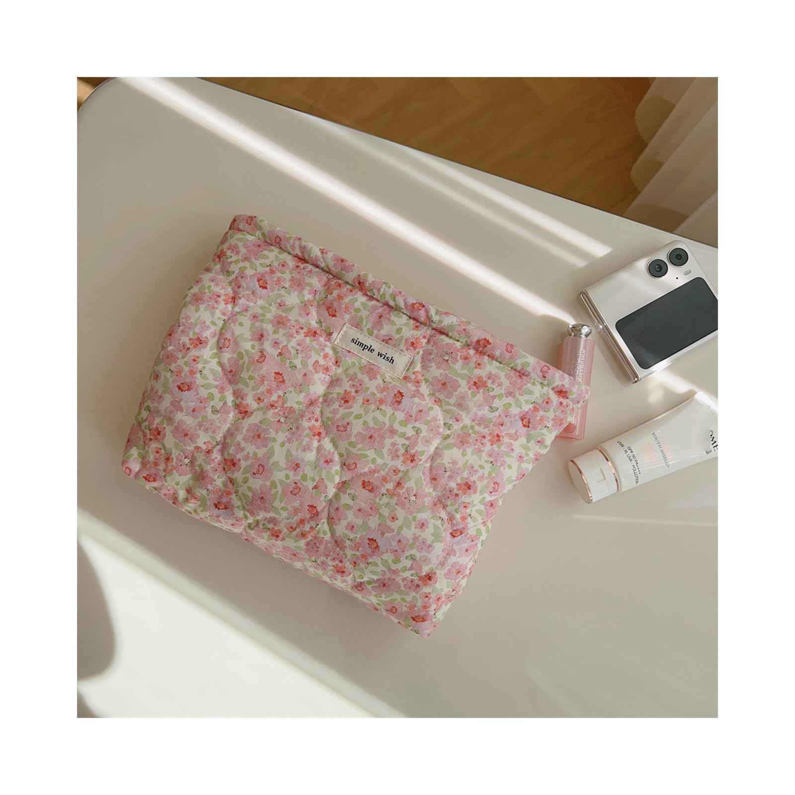 uekeboag Quilted Floral Cotton Makeup Pouch,Coquette Quilted Cosmetic Bag for Women and Girls, Aesthetic Organizer Bag, Flower Cute Travel Toiletry Bags(01Pink Little Flower)