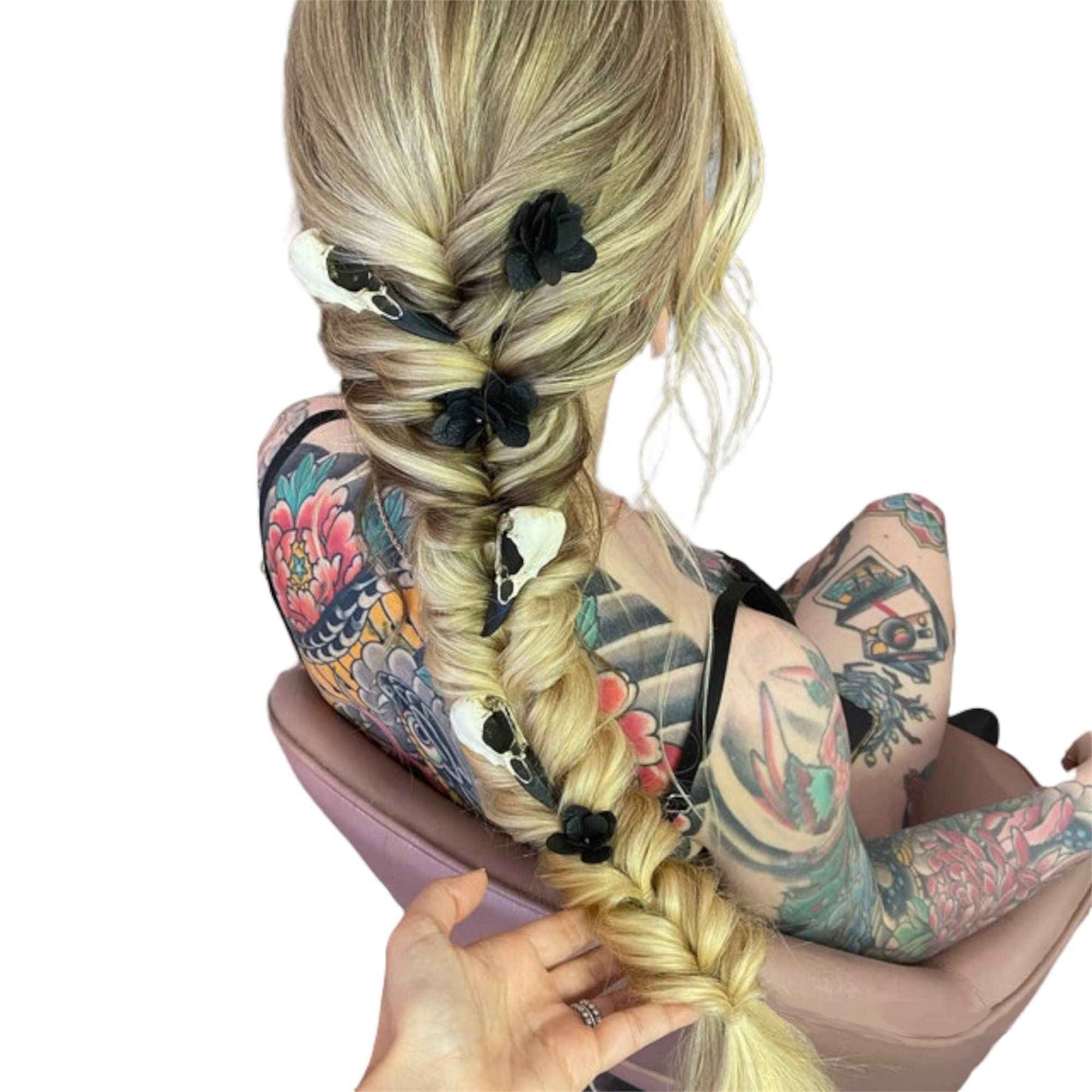 Raven Skull Hair Clip Gothic Headpiece, Goth Witchy Viking Wedding Hair Accessory for Brides, Bridal Barrette