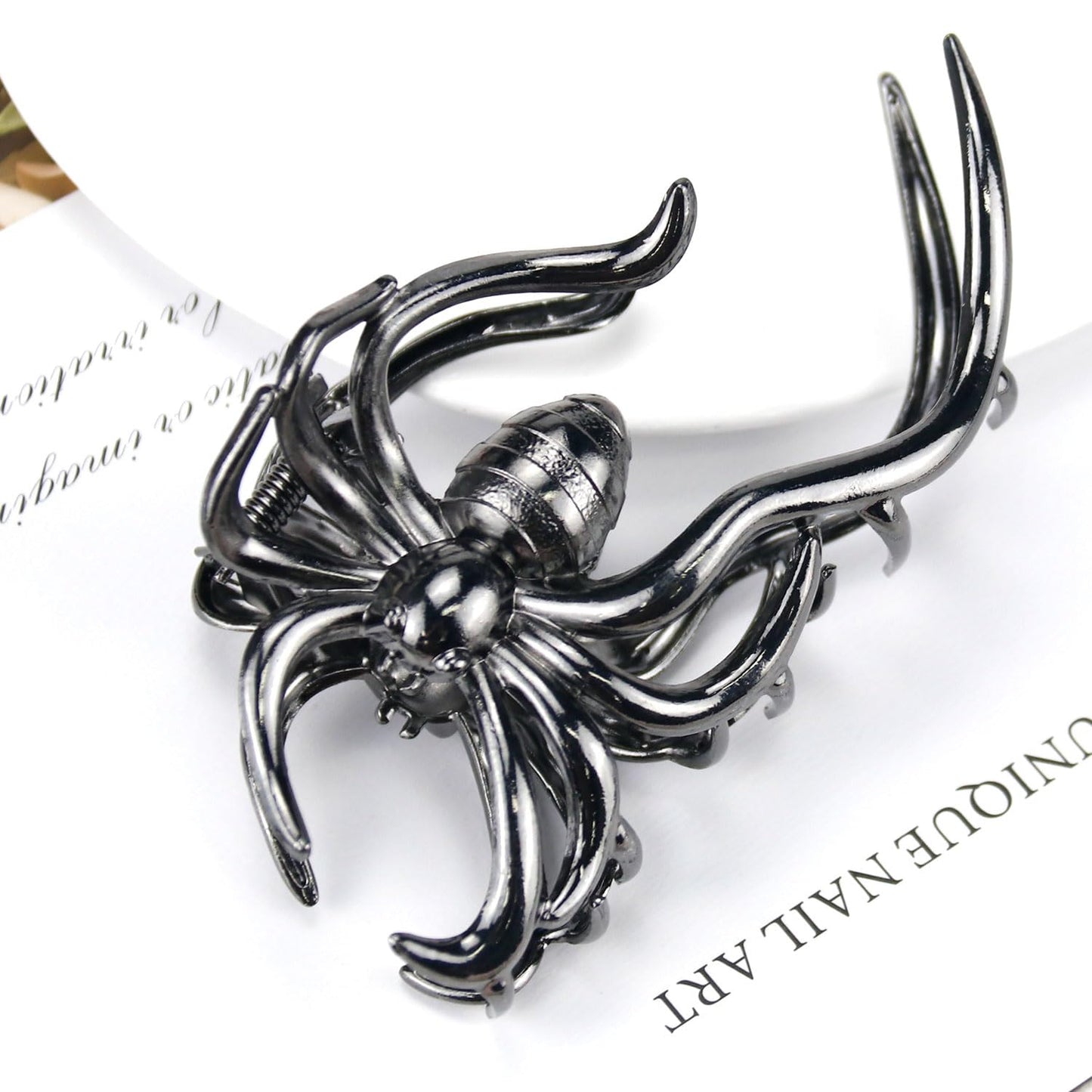 Halloween Metal Hair Claw Clips with Black Spider Design - Strong Hold Large Jaw Clamps for Women's Vintage Hair Styling, 1Pcs