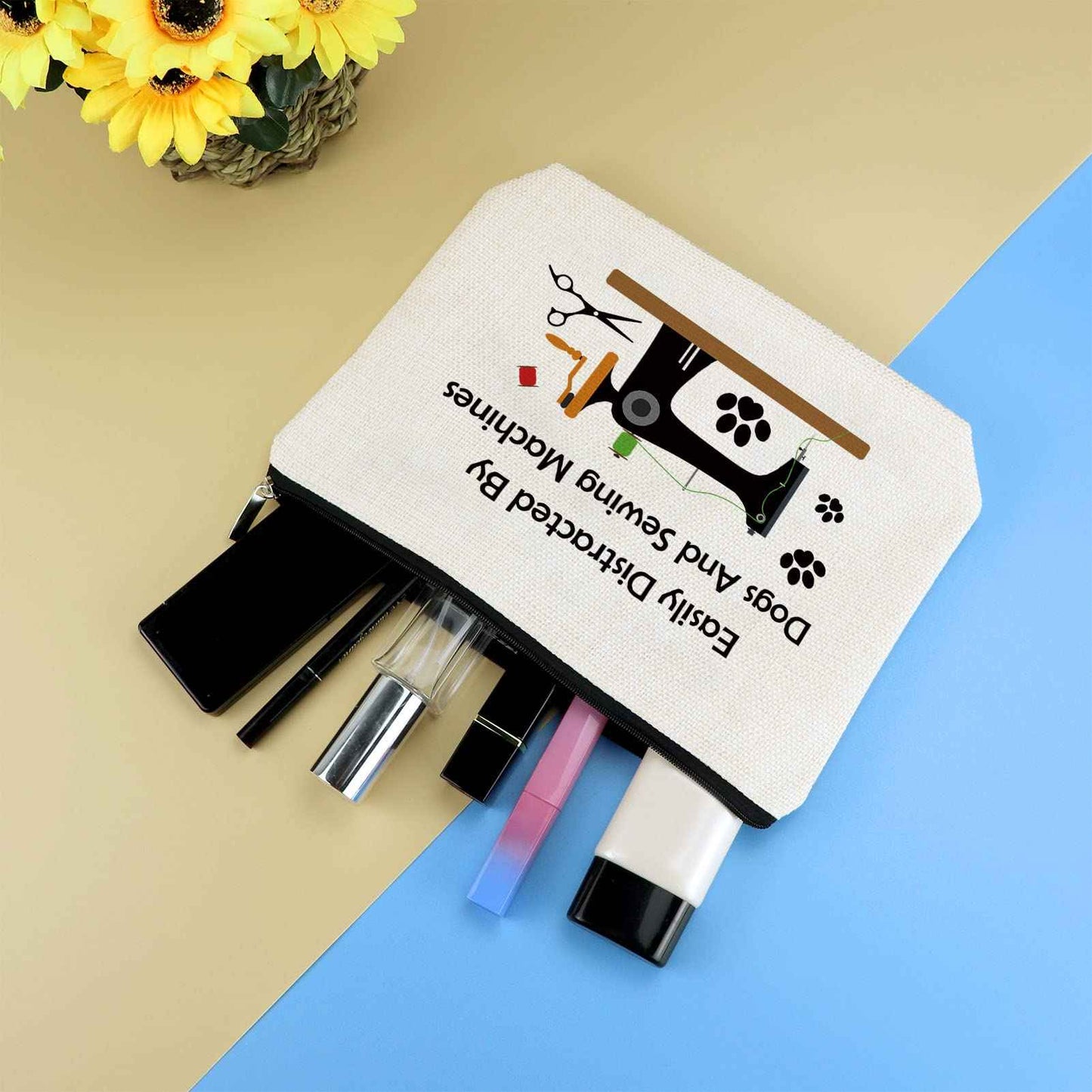 Sewing Gift Dog Lover Gift Quilter Makeup Bag for Women Sewing Machine Themed Crafting Lover Gifts Cosmetic Bag Sewer Quilting Gifts Christmas Birthday Present Travel Make Up Pouch