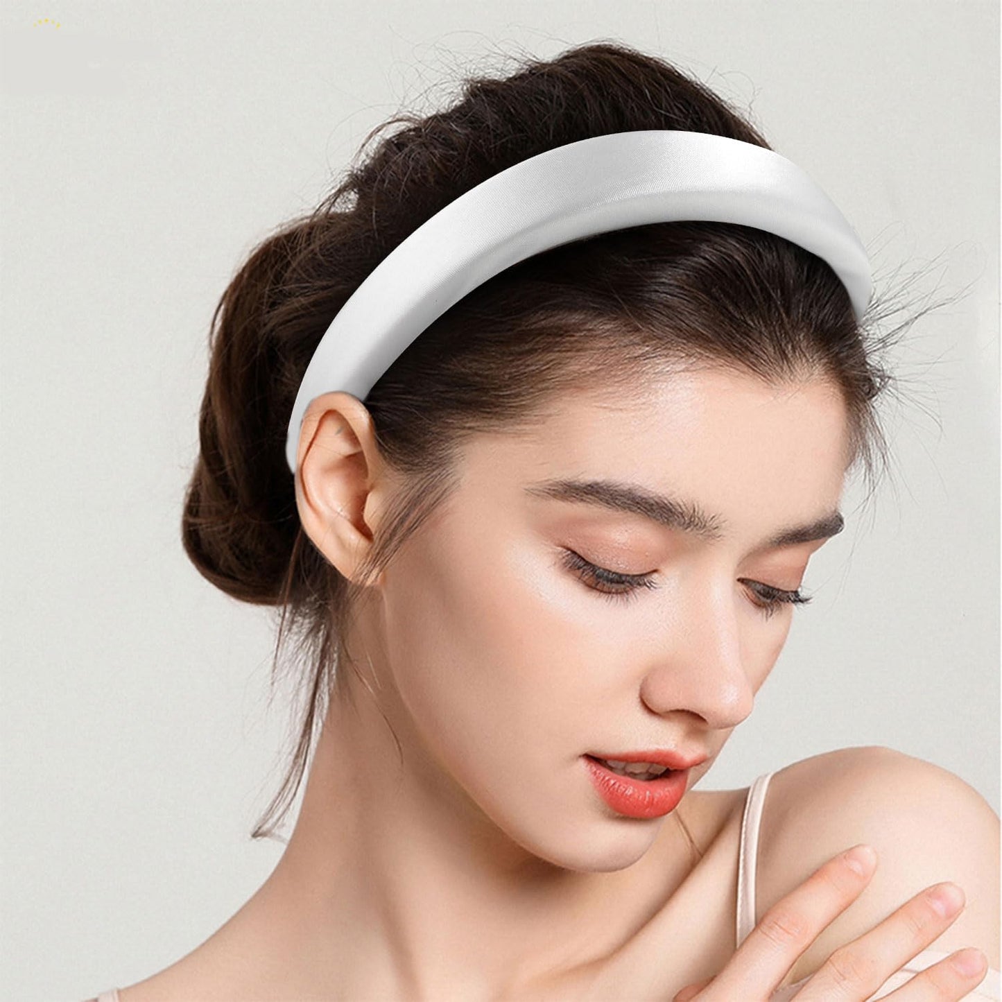 SuPoo Padded Headbands White Headbands for Women Girls Preppy Soft Thick Hairbands Wide Head Band Non Slip Fashion Satin Silky Hair Band Hoop Trendy Hair Accessories diademas para mujer de moda