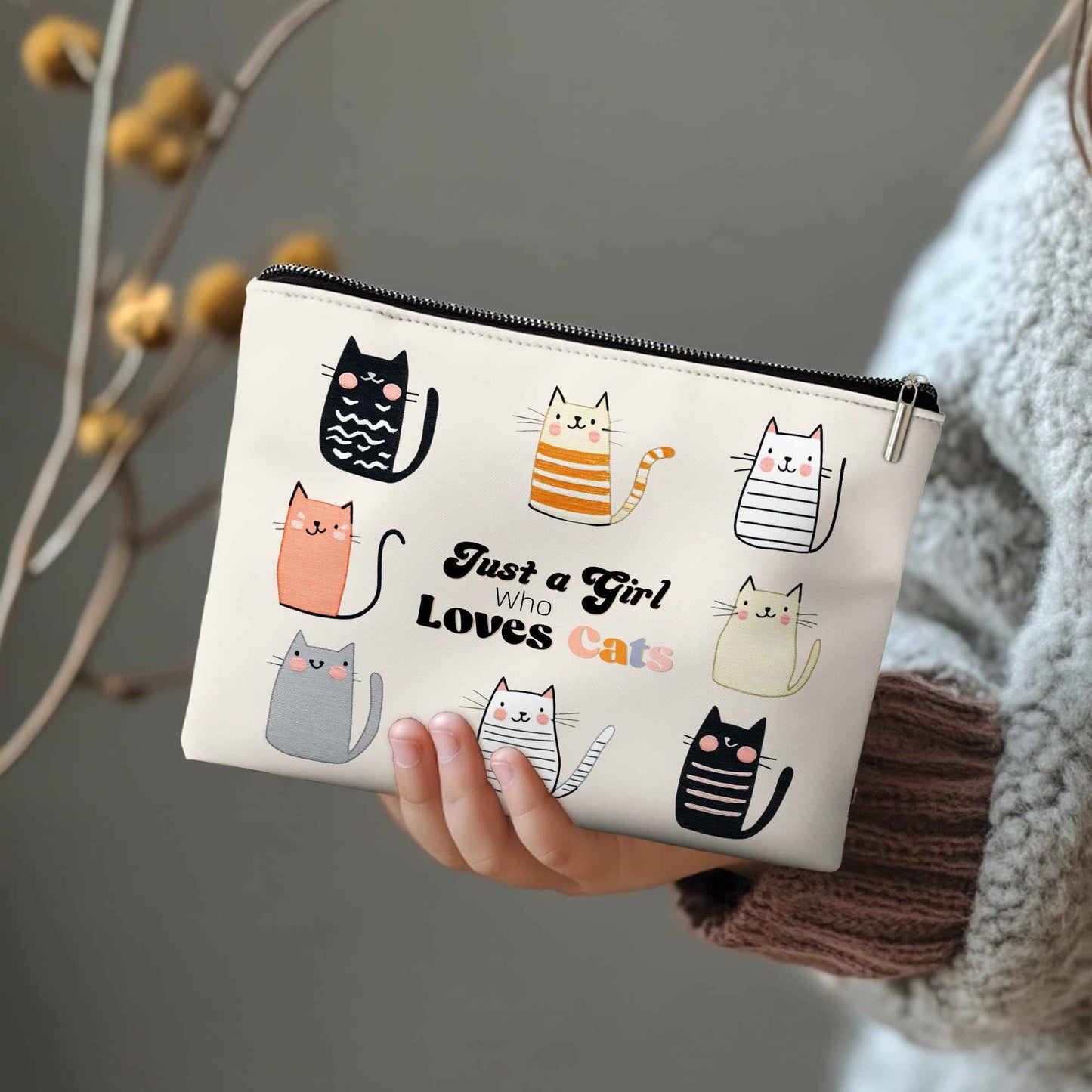 Rone168 Cute Cat Lover Gifts for Women Makeup Bag, Cat Lover, Just a Girl Who Loves Cats Organizer Bag. 10x7 Inches