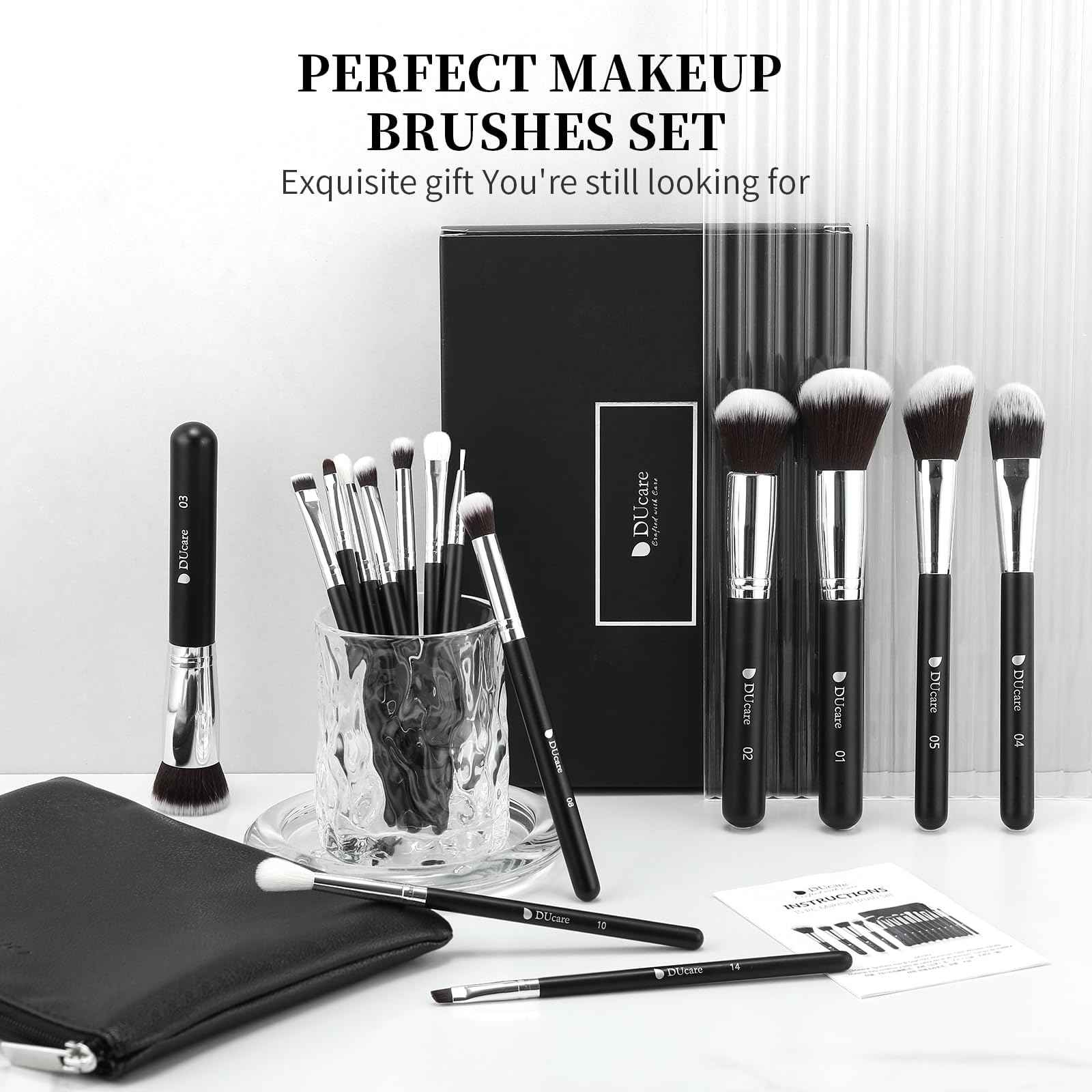 DUcare Makeup Brushes with Bag,15Pcs Christmas Makeup Brush Set Travel Kabuki Foundation Blending Blush Eyeliner Shadow Brow Concealer Brushes Kit