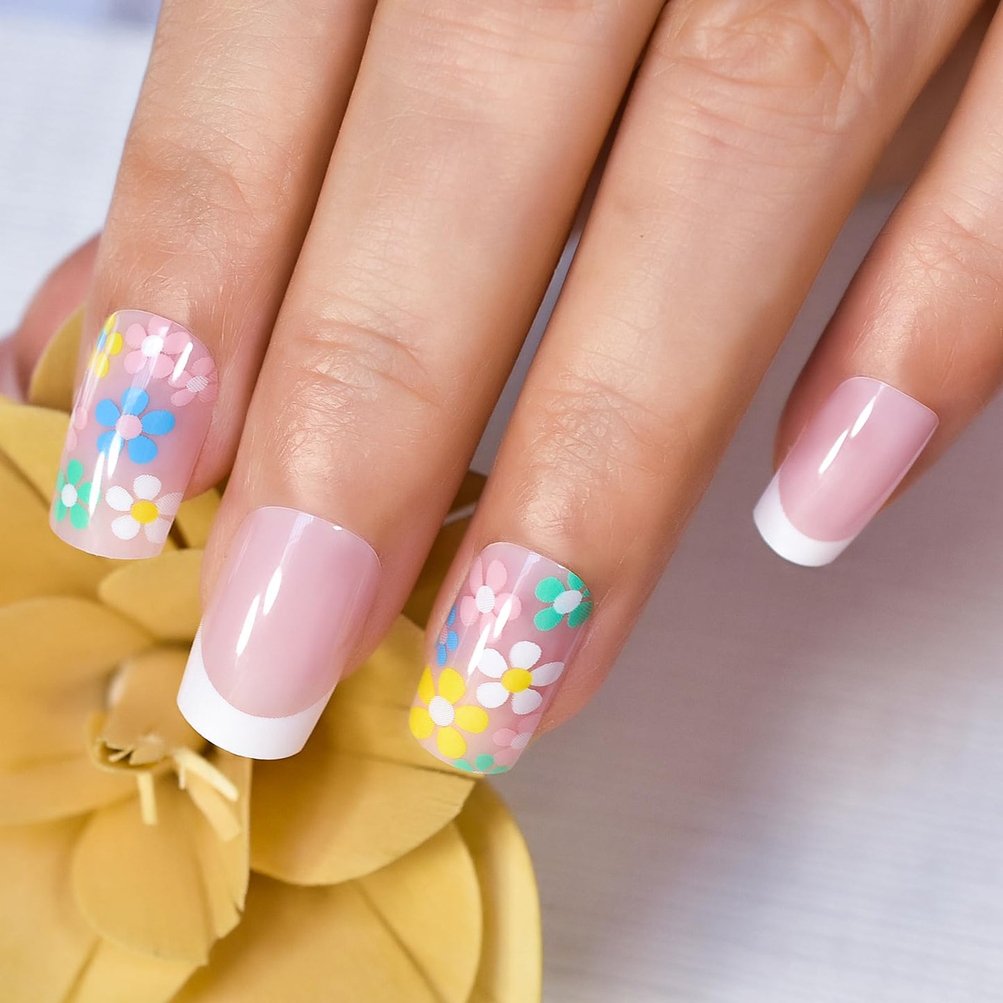 Glossy Pre-design Nude French Press On False Nails with Colorful Flowers Medium Squoval Women Girls Nail Art Tips Salon DIY Manicure Reusable Acrylic Fake Fingernails Nails for Daily Office Home