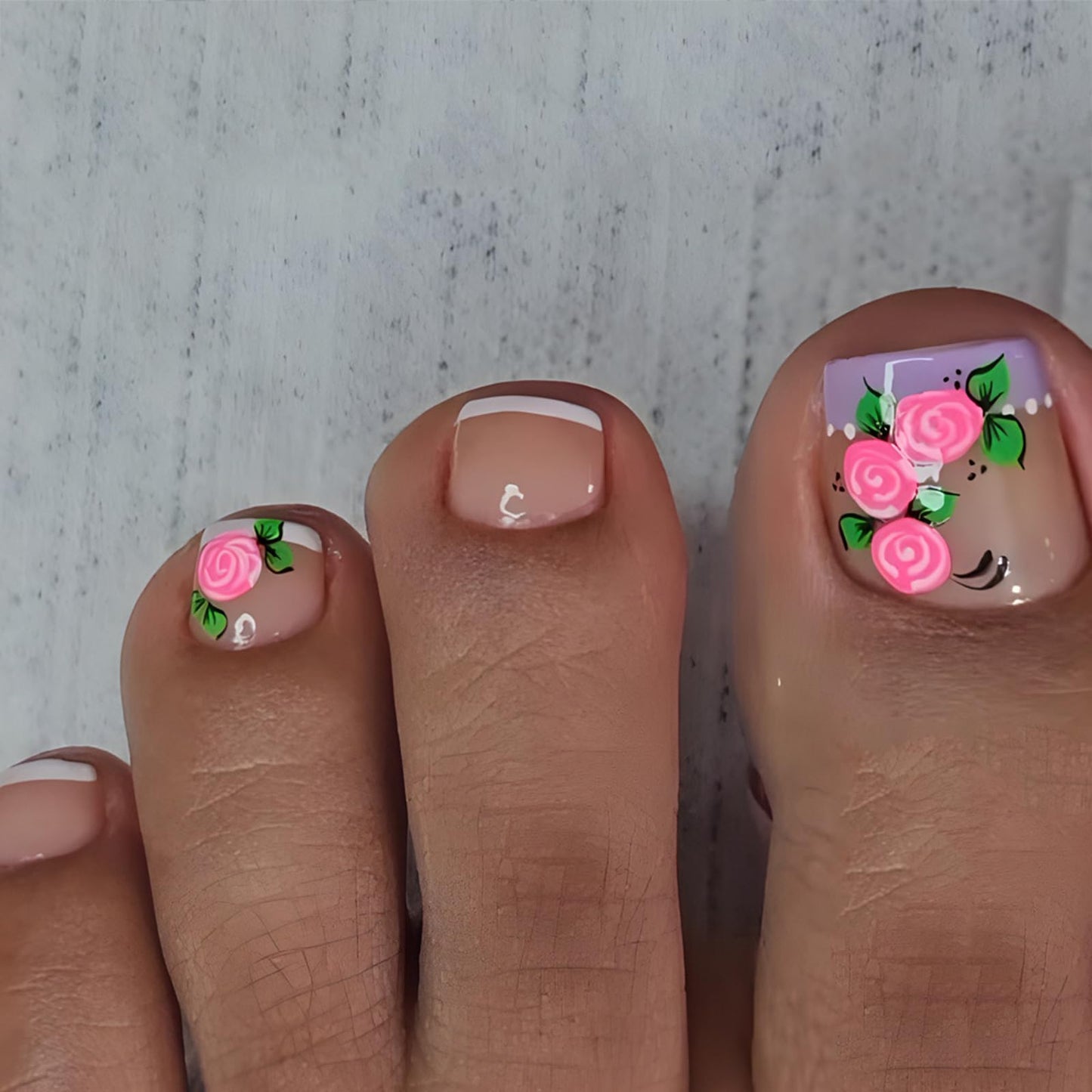 French Tip Press on Toenails Short Square Fake Toenails White Purple Toe Nail Tips False Toenails with Pink Rose Flowers Design Cute Spring Summer Glue on Toenails for Women Toenail Decorations