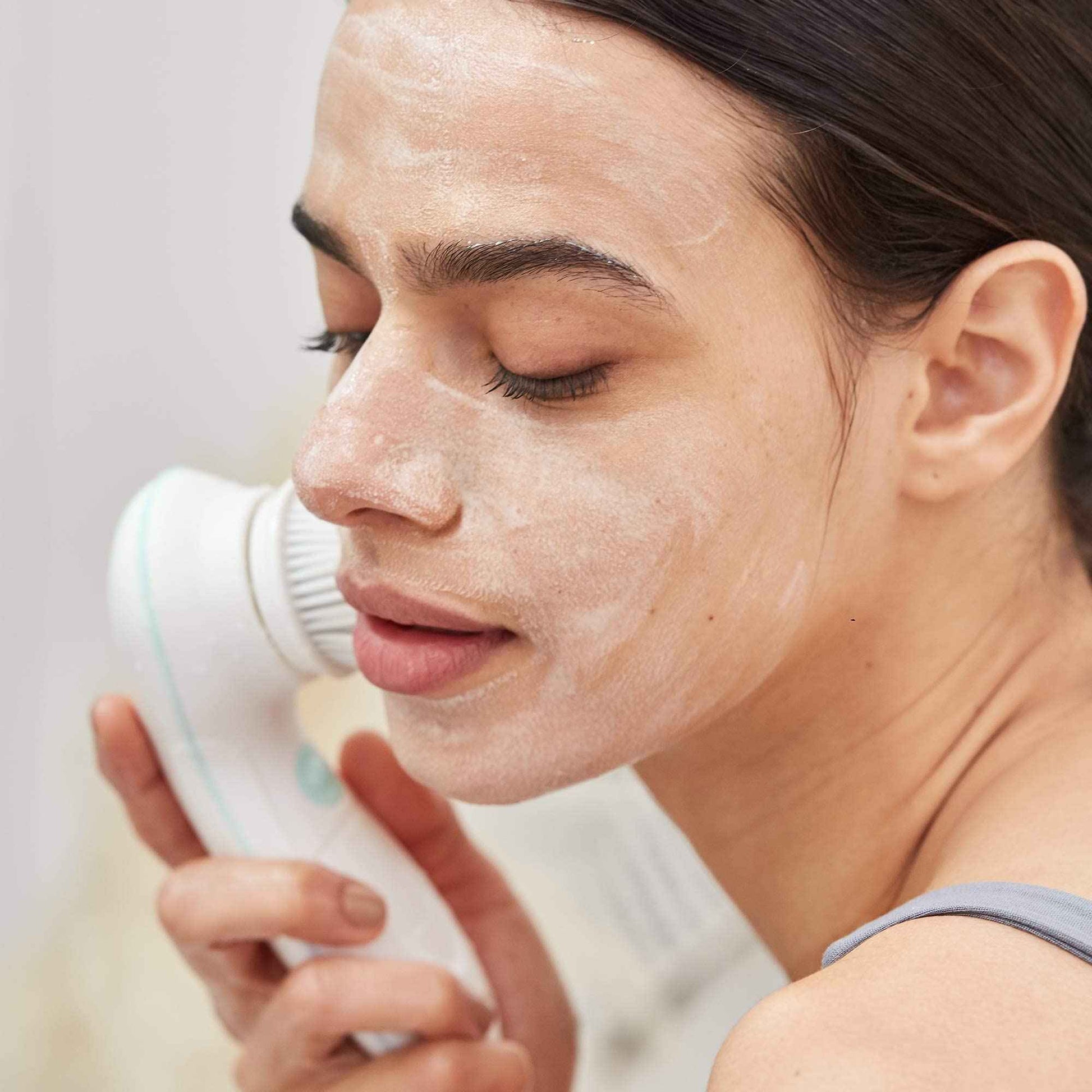 My Life My Shop Ultimate Spin Facial Cleansing Brush (Pink) Ultimate Skin Spa with 3 Interchangeable Face Brushes-Daily Cleansing, Exfoliating Brush, Silicone Brush&Protective Case