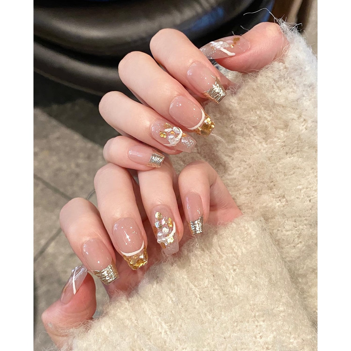 Press On Nails, Wedding False Nails,Reusable Nail Stickers, Artificial Glossy Fake Nails, Press on Fake Nails for Women/Girls (Medium, Brilliant Golden Light)