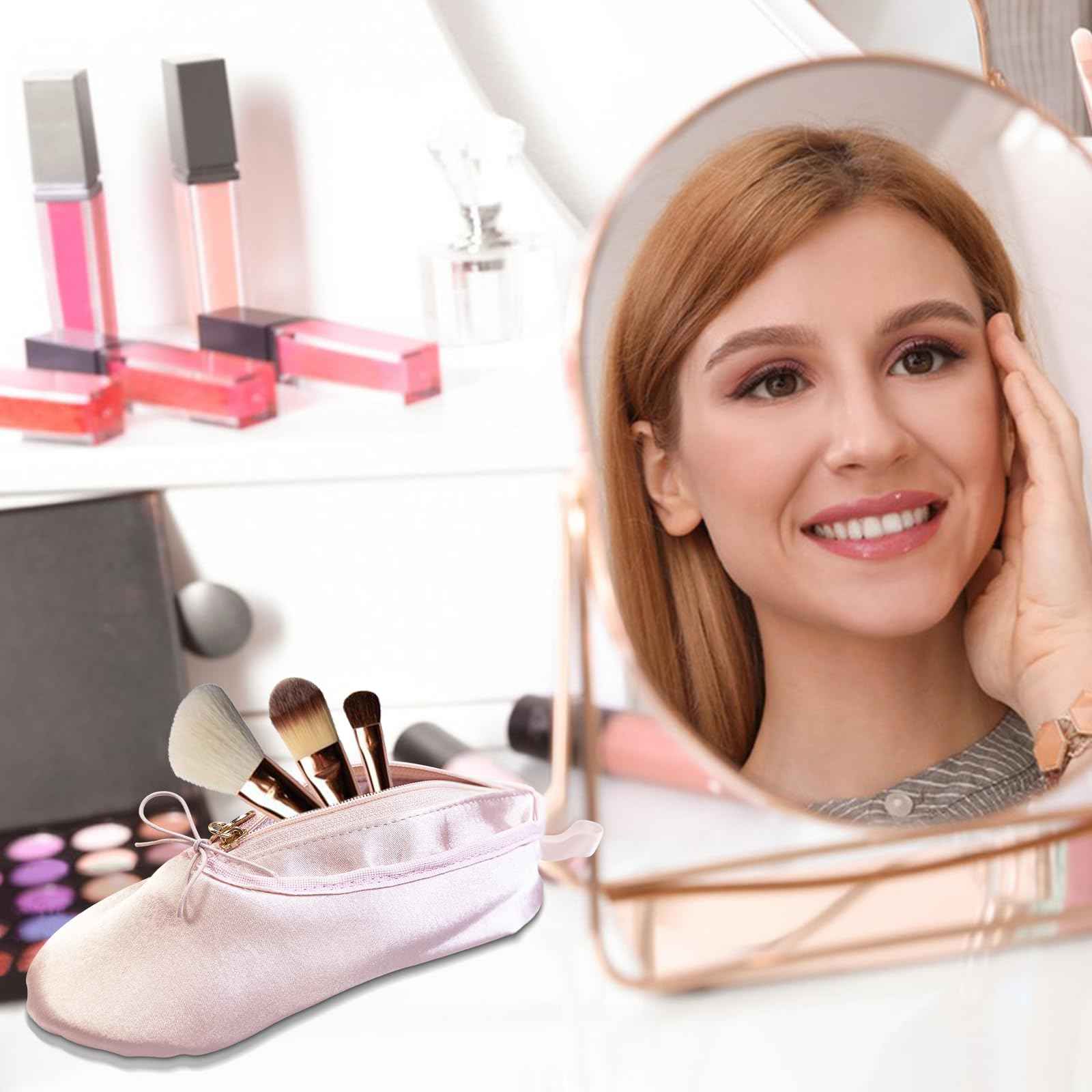 PWQEIONC Ballet Shoe Makeup Bag, Small Cosmetic Bag for Trip Portable Cosmetic Travel Bag, Ballet Dance Shoe Makeup Bag Gifts for Women Girl Dancer Lover (Pale Pink)