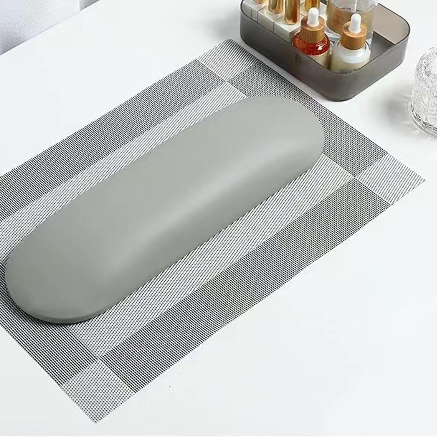 TANG SONG 1 Pcs Sponge Manicure Hand Rest Pillow Nail Stand Hand Holder Nail Table Manicure Armrest Cushion (Gray)