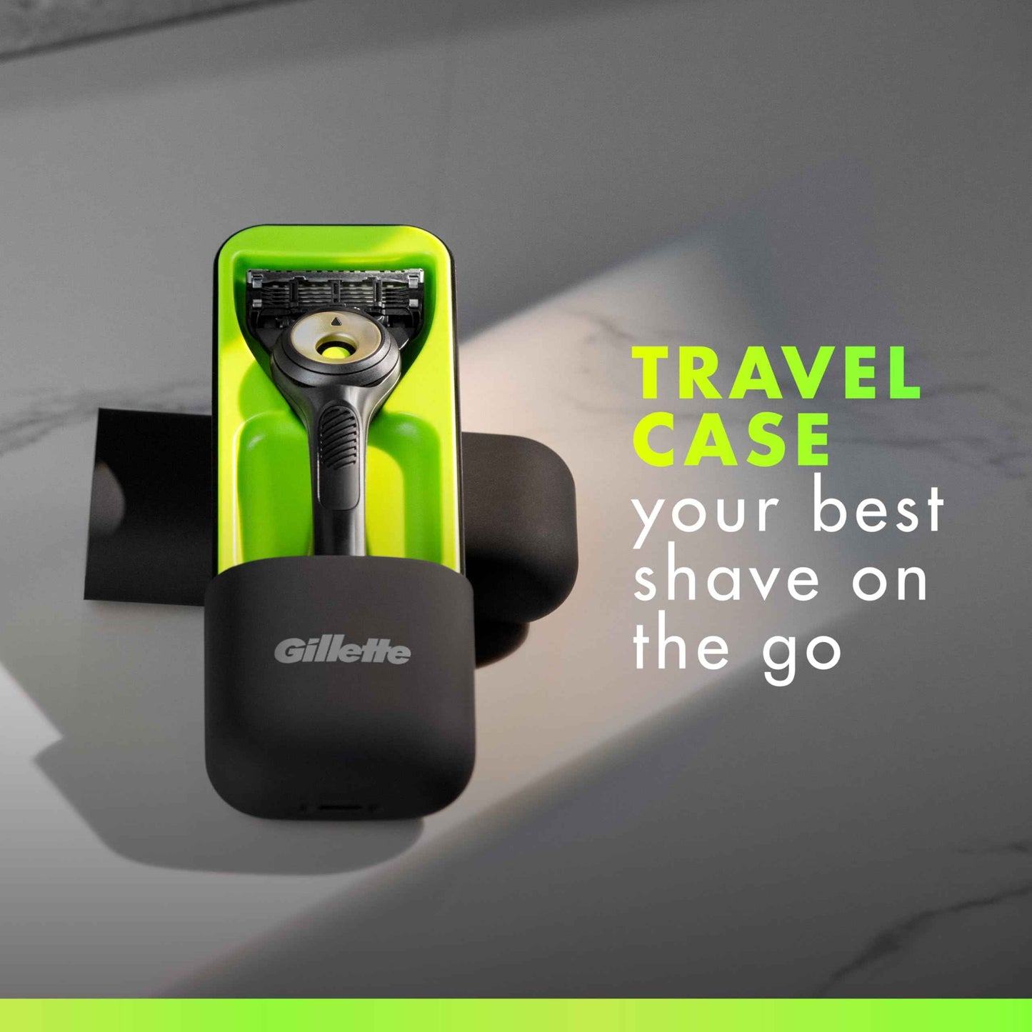 GilletteLabs With Exfoliating Bar Shaving Razor For Men, 1 Handle, 3 Blade Refills, Includes Travel Case for Convenient Storage On The Go, Holiday Gifts for Men