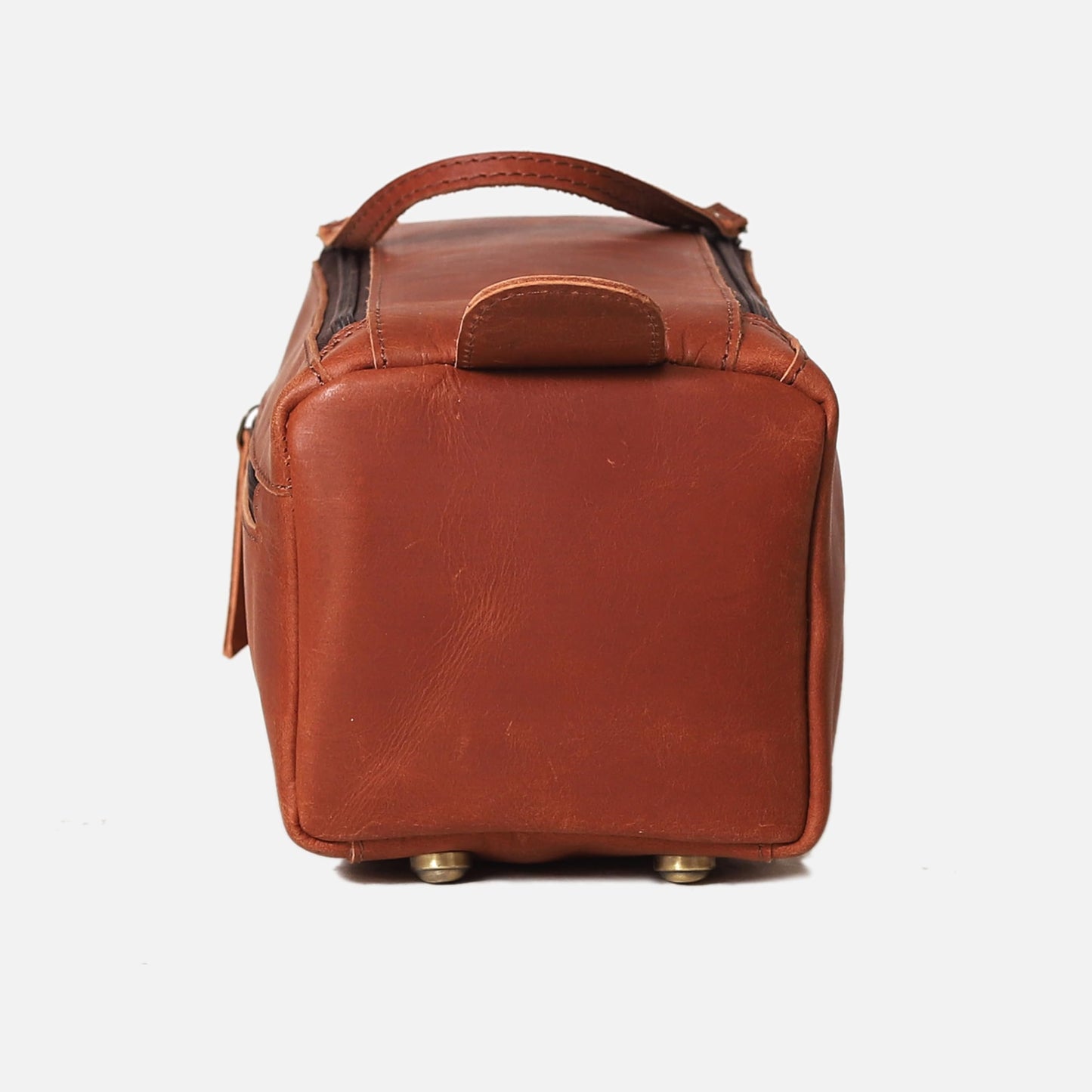 cuero Handcrafted Premium Genuine Buffalo Leather Toiletry Bag - Travel Dopp Kit for Men & Women, Ykk Dual Zipper Design for Quality and Style, Water Resistaant - Tan Brown