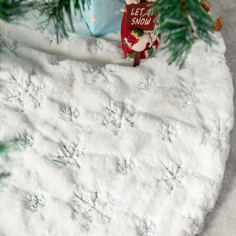 Atiming White Plush Christmas Tree Skirt 48 inches Snow White Fur Christmas Tree Skirt Mat with Sliver Sequin Snowflake Xmas Tree Skirt Base Cover for Christmas New Year Decorations (White-S, 122cm)