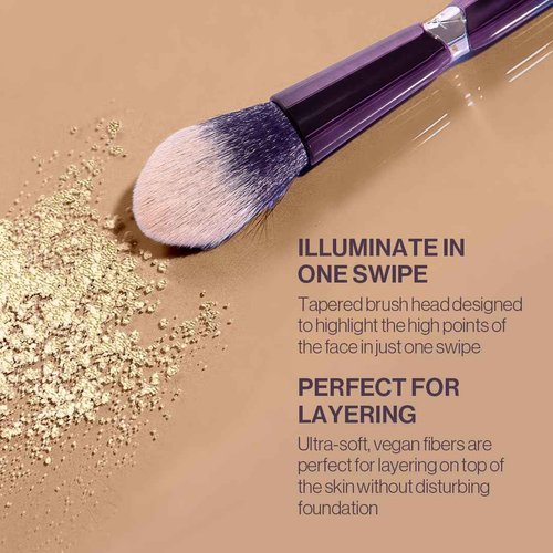 Anisa Beauty Tapered Highlight Makeup Brush – Precision Tapered Brush for Seamless Application of Highlighter and Illuminating Powders – Soft, Synthetic Fibers