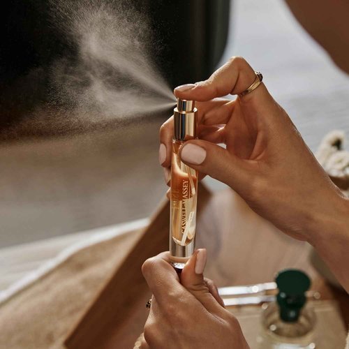 Caswell-Massey Marem Perfume Spray, Floral Perfume Scented with Rose, Citrus & Amber, Fragrance for Women, 0.25 Ounces