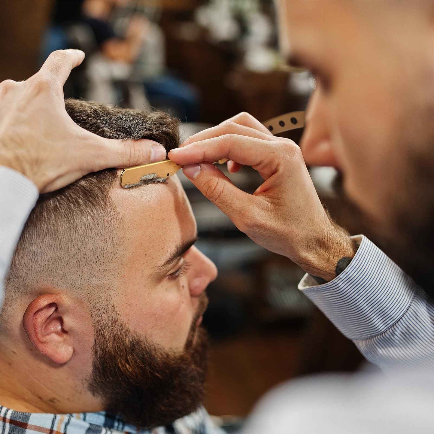 Wenshall Professional Black Gold Hair Scissors 6.89" Teeth Japanese Stainless Steel Multifunctional Salon Thinning Scissors Straight Shears Tools for Men Women Home Salon Barber