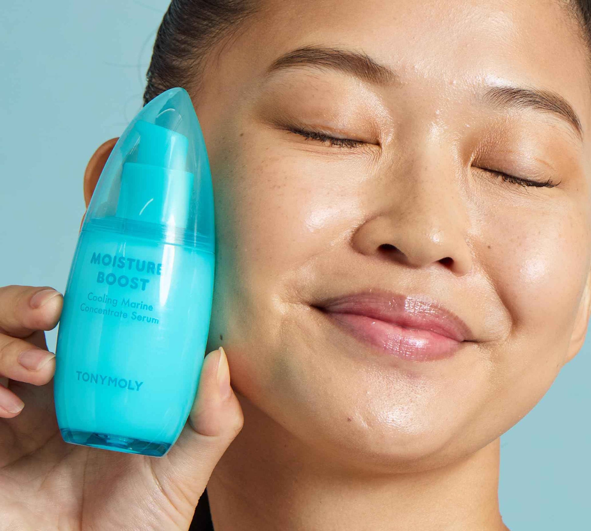 TONYMOLY Moisture Boost Hydrating Serum – Cooling Marine Concentrate with Chlorella, Seaweed & Niacinamide, Lightweight Face Moisturizer, 3 oz