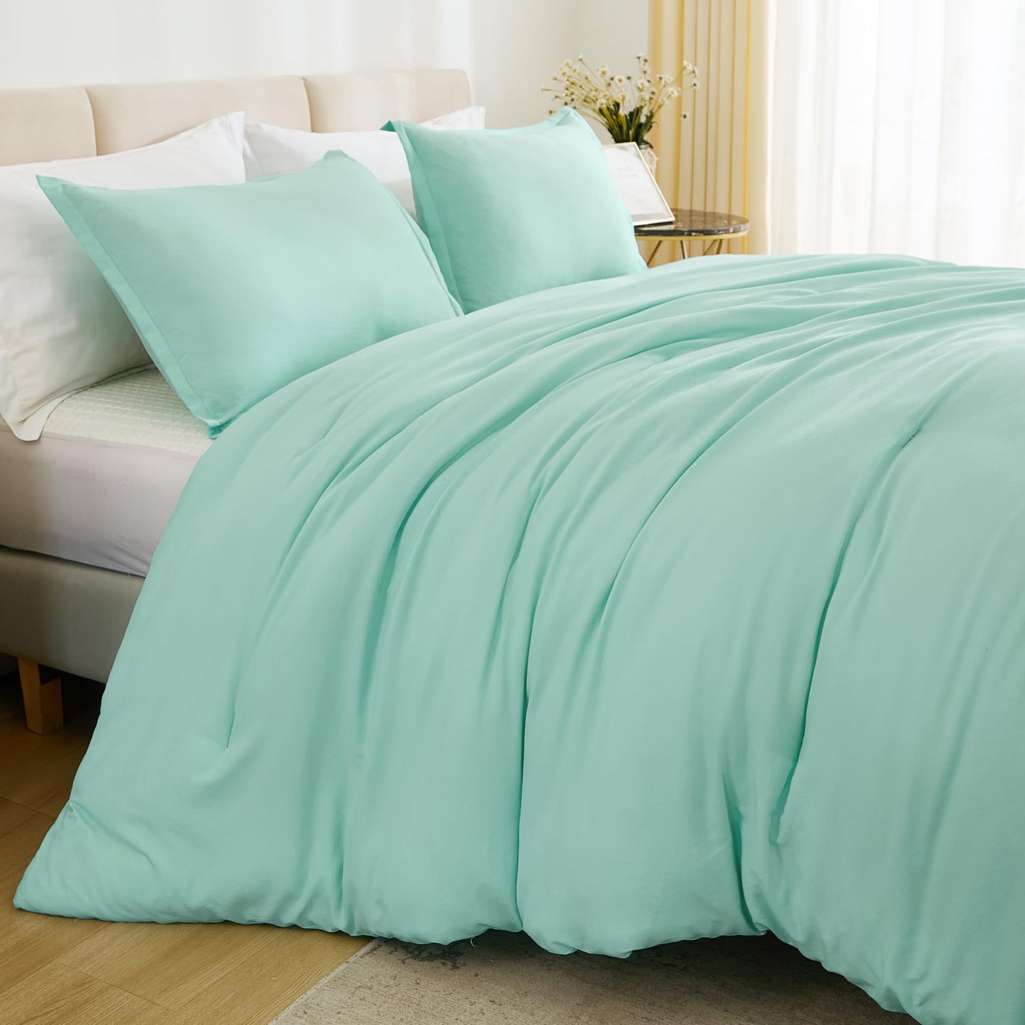 Litanika Comforters Mint Green Twin/Twin XL Size, 2 Pieces Lightweight Solid Bedding Comforter Set, All Season Fluffy Bed Set (66x90In Comforter & 1 Pillowcase)