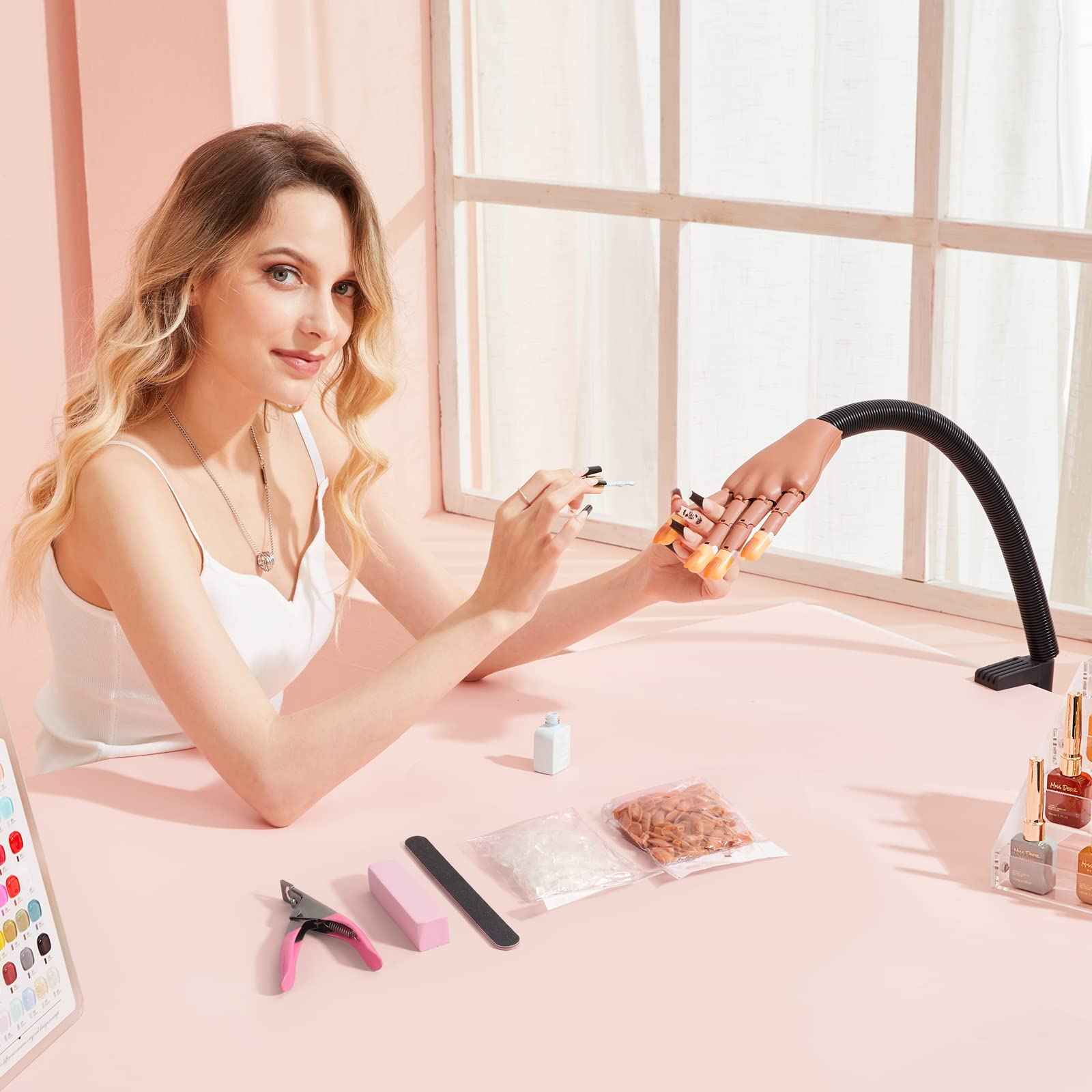 Nail Practice Hand for Acrylic Nails, Flexible Nail Maniquin Hand to Practice Nail Art, Movable Nail Training Hands for Beginners Nail Skills Practicing with 200pcs Fake Nails Tips