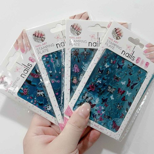 4Pcs Gothic Cute Nail Stamping Plate Set - Dark Kawaii Nail Art Templates, Stainless Steel Spooky Sweet Nail Stamp Plates with Skull & Lace Patterns for DIY Manicure Printing Tools
