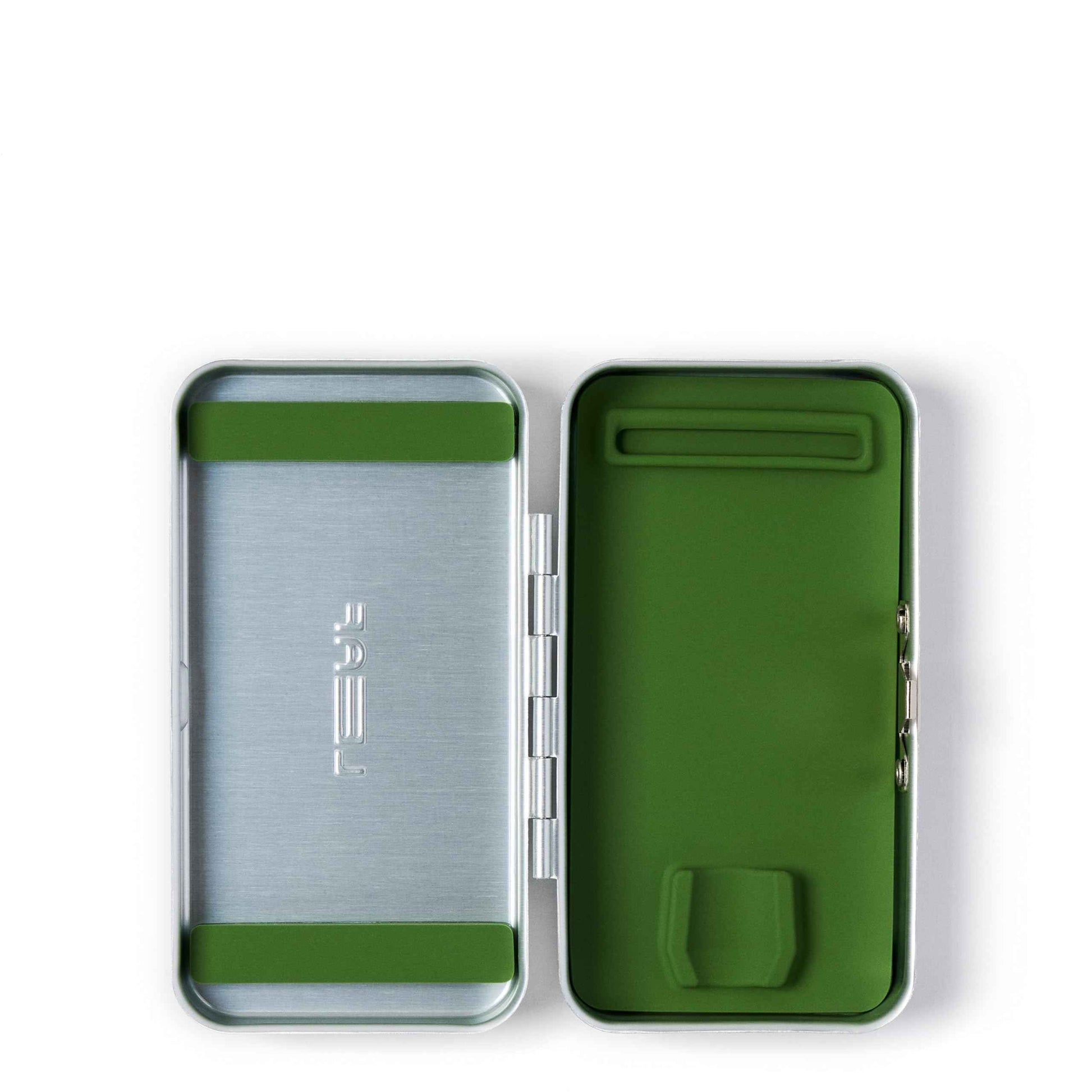 Leaf Shave | The Twig Razor & Thorn Razor Case, Silver - Portable Aluminium and Silicone Travel Case