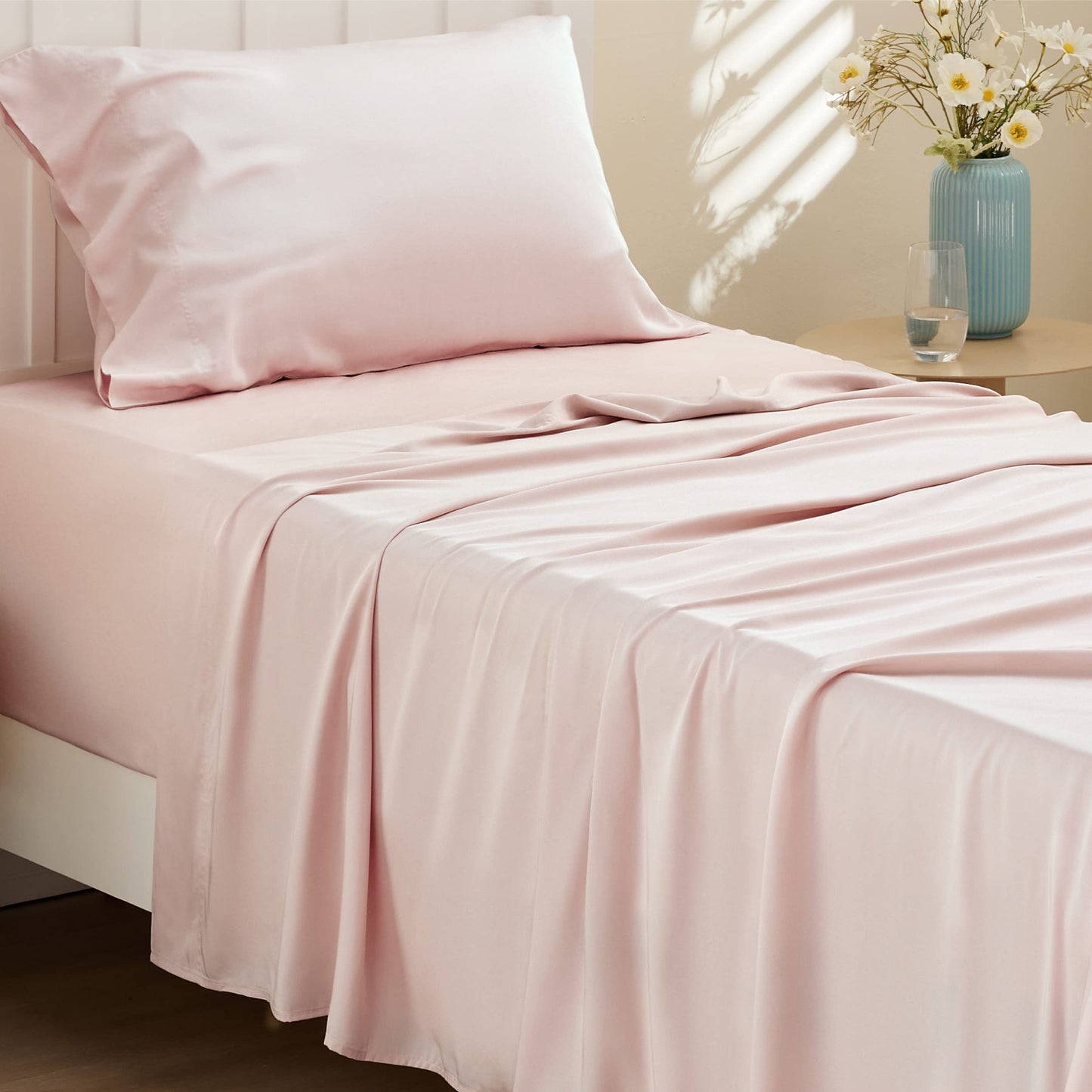 Bedsure Twin Sheets Set, Cooling Sheets Twin Size Bed Set, Rayon Derived from Bamboo, Twin Size Sheets, Breathable & Soft Bed Sheets, Hotel Luxury Silky Bedding Sheets & Pillowcases, Pink