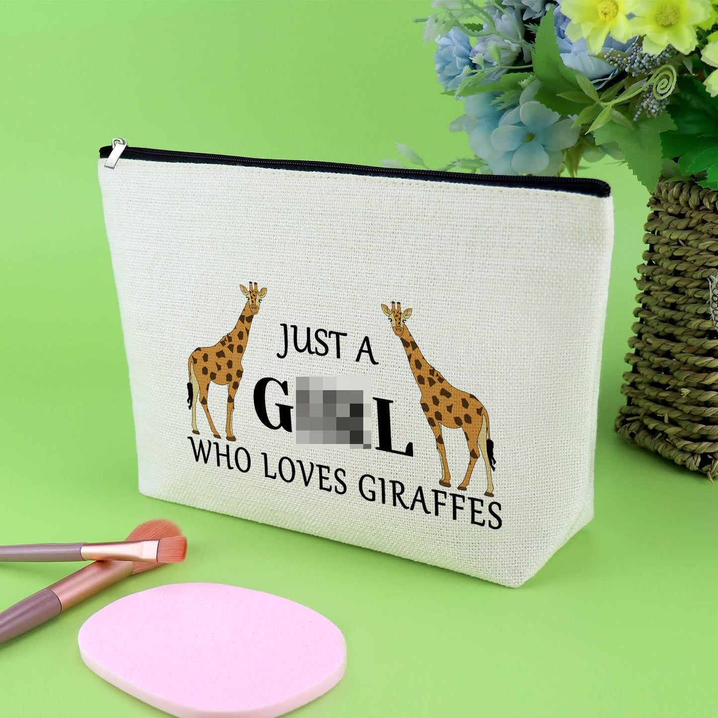 Giraffes Lover Gift Funny Giraffes Makeup Bag Animal Lover Gift Themed Gifts for Women Graduation Gifts for Daughter Giraffes Cosmetic Bag Giraffe Friend Gift Cosmetic Pouch Christmas Birthday Gift