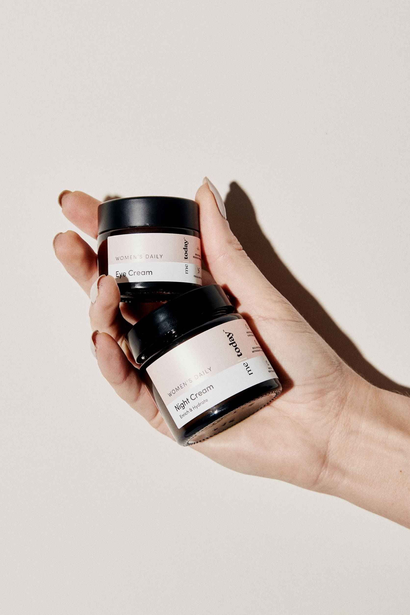 me today - Women's Daily Eye Cream, 20ml, Nourish and Hydrate with Vitamin B3 and B5, Ginseng and Cranberry, Natural Ingredients, Vegan