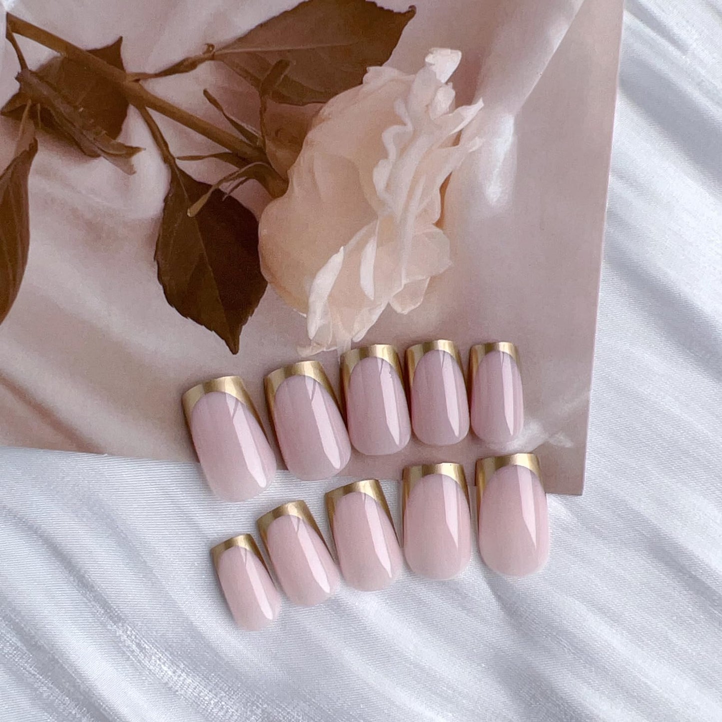 Gold French Tip Press on Nails Medium Length Square Shape Pink False Nails Medium Square Press ons Summer Fake Nails Full Cover Glue on Nails Nude Pink False Nails with Design for Women Girl 24Pcs