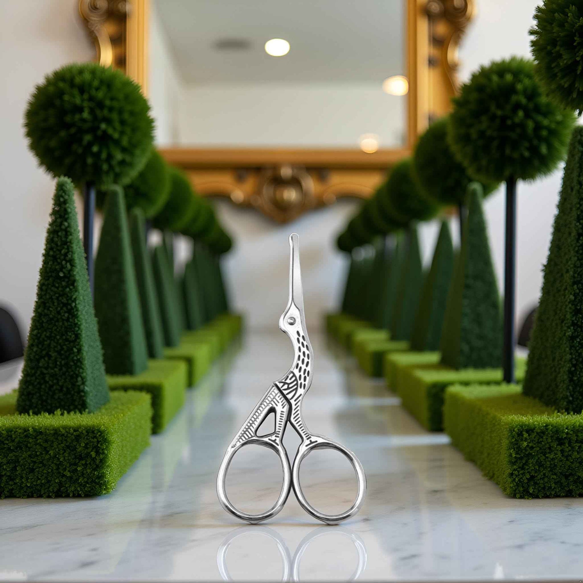 Silver Cranes Shaped Stainless Steel Nose Hair Clippers, Eyebrows and Nose Hair, Round Head Scissors Manual Nose Hair Trimmers, Eyelashes Professionals Facial Nose Hair Trimmers Scissors