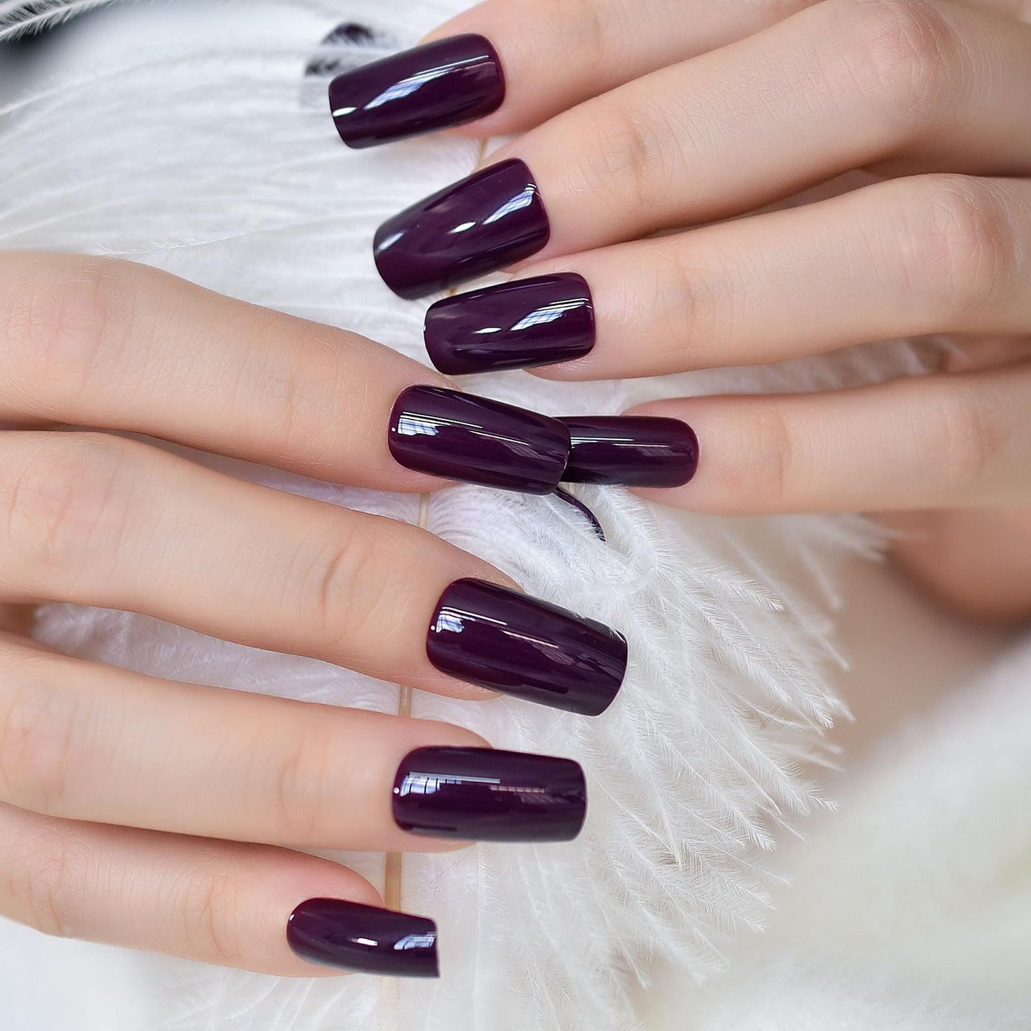 Glossy Finished Dark Grapes Purple Press On False Nails Medium Length Squoval Women Girls Nail Art Tips Salon DIY Manicure Reusable Acrylic Pretty Solid Color Gel Fake Nails for Daily Office Home