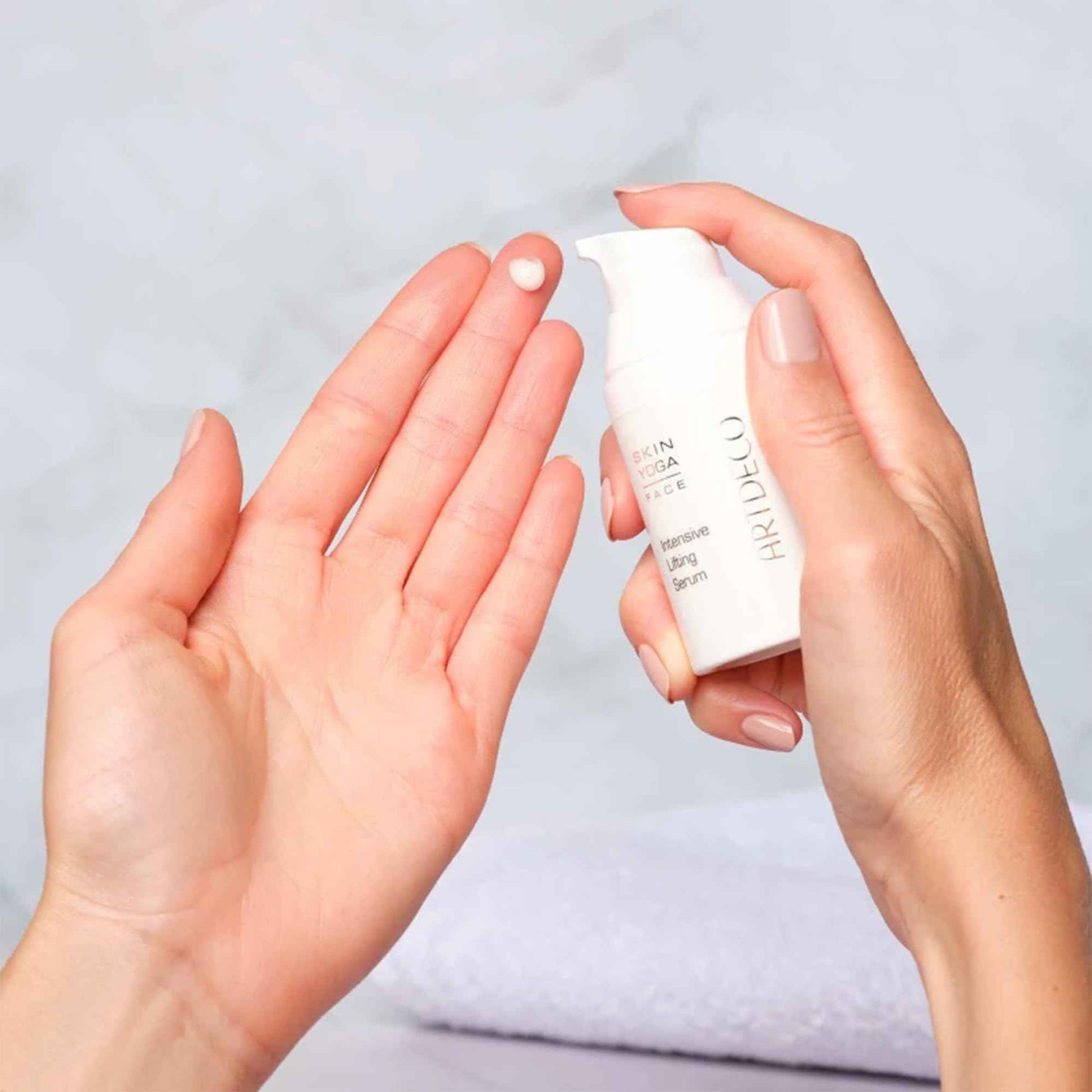 ARTDECO Intensive Lifting Serum - Anti-Aging Serum for a Youthful Appearance - Hydrating Serum with Instant Firming Effect - Long Lasting Effect - Facial Skin Care - Hyaluronic Acid - 1.05 Fl Oz