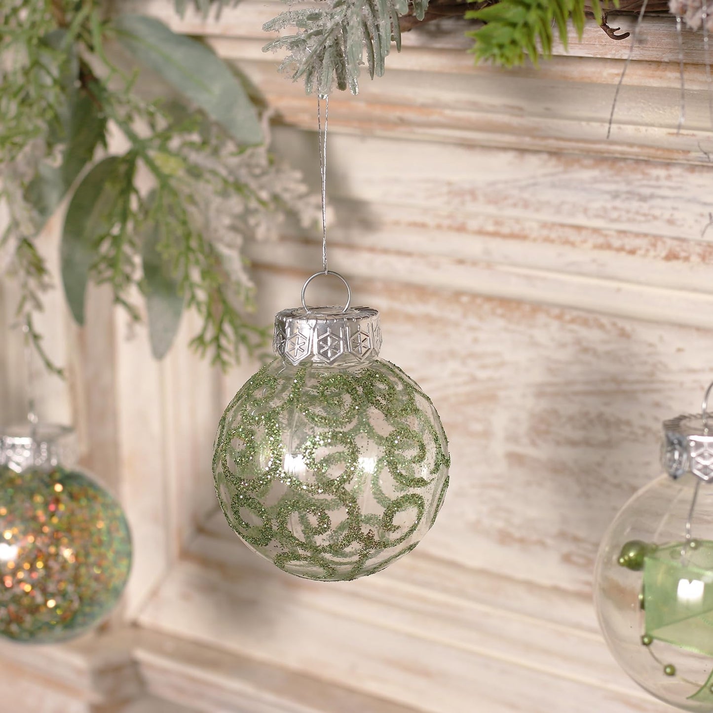 60MM/2.36" Clear Christmas Ornaments Set, 25PCS Shatterproof Decorative Hanging Ball Ornament with Stuffed Delicate Decorations, Xmas Tree Balls for Holiday Party - Green.