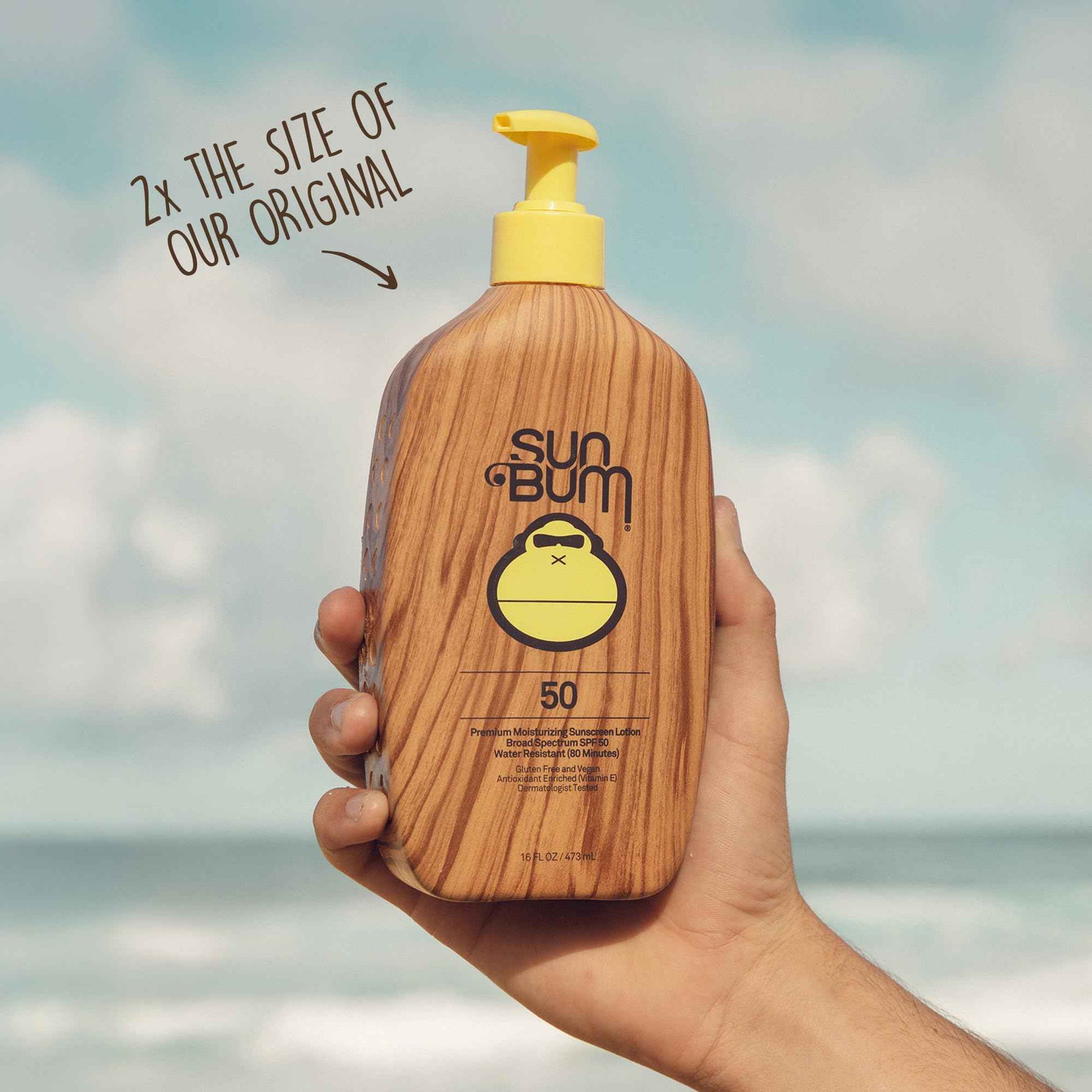 Sun Bum Original SPF 50 Sunscreen Body Lotion - Broad Spectrum Moisturizing Sunscreen with Vitamin E - Hawaii 104 Act Compliant (Made Without Octinoxate & Oxybenzone) - 16 oz