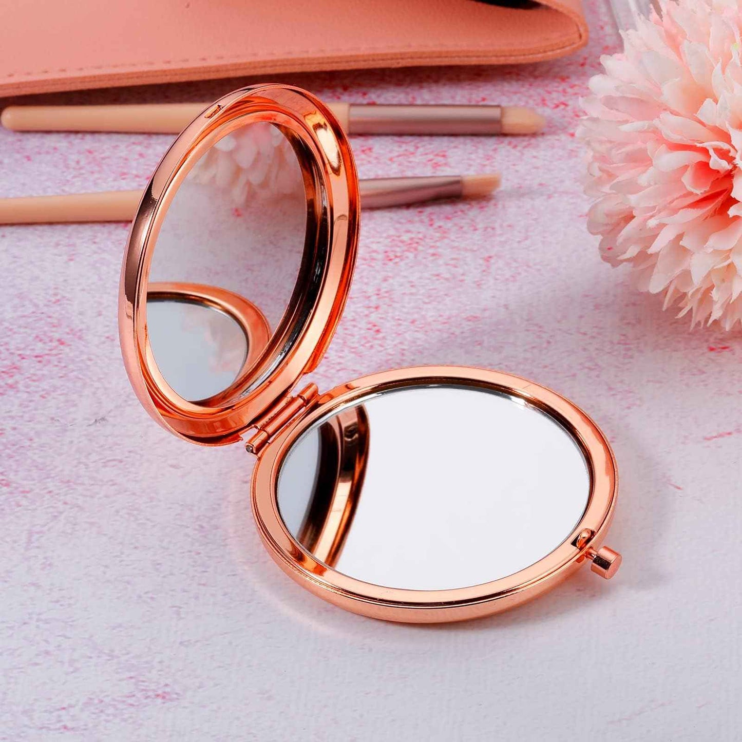 Graduation Gifts for Teen Girls Going to College Gifts for Her,Class of 2025 Graduation Gifts for Her College Senior Gifts for Girls 2025 Daughter Gifts from Mom Mother to My Girl Compact Mirror