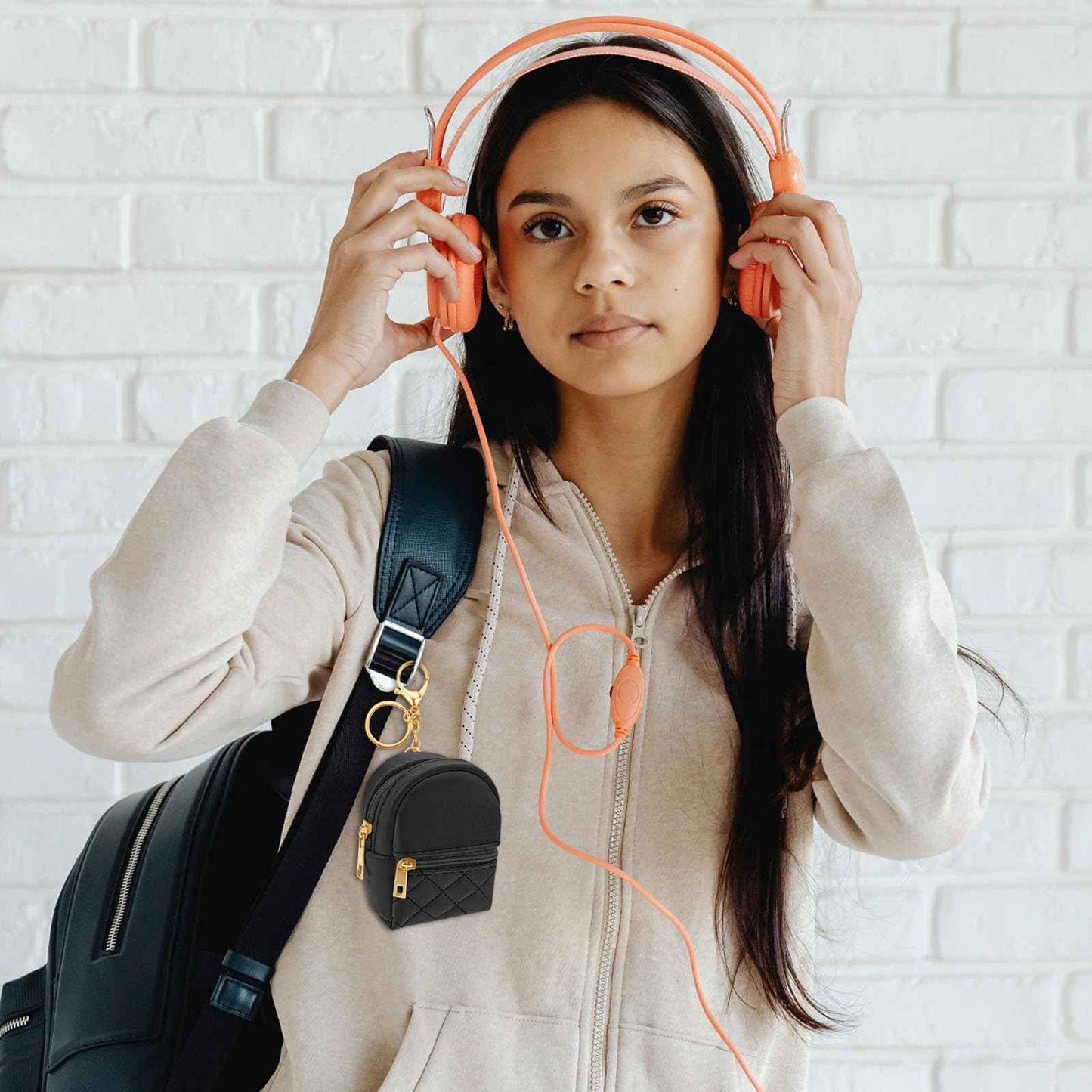 4 Pcs Mini Backpack Cosmetic Bag Keychain PU Leather Lipstick Holder Cute Case Coin Purse Wallet Card Holder Data Cable Organizer Zipper Pouch Portable Travel Storage Bag for Women