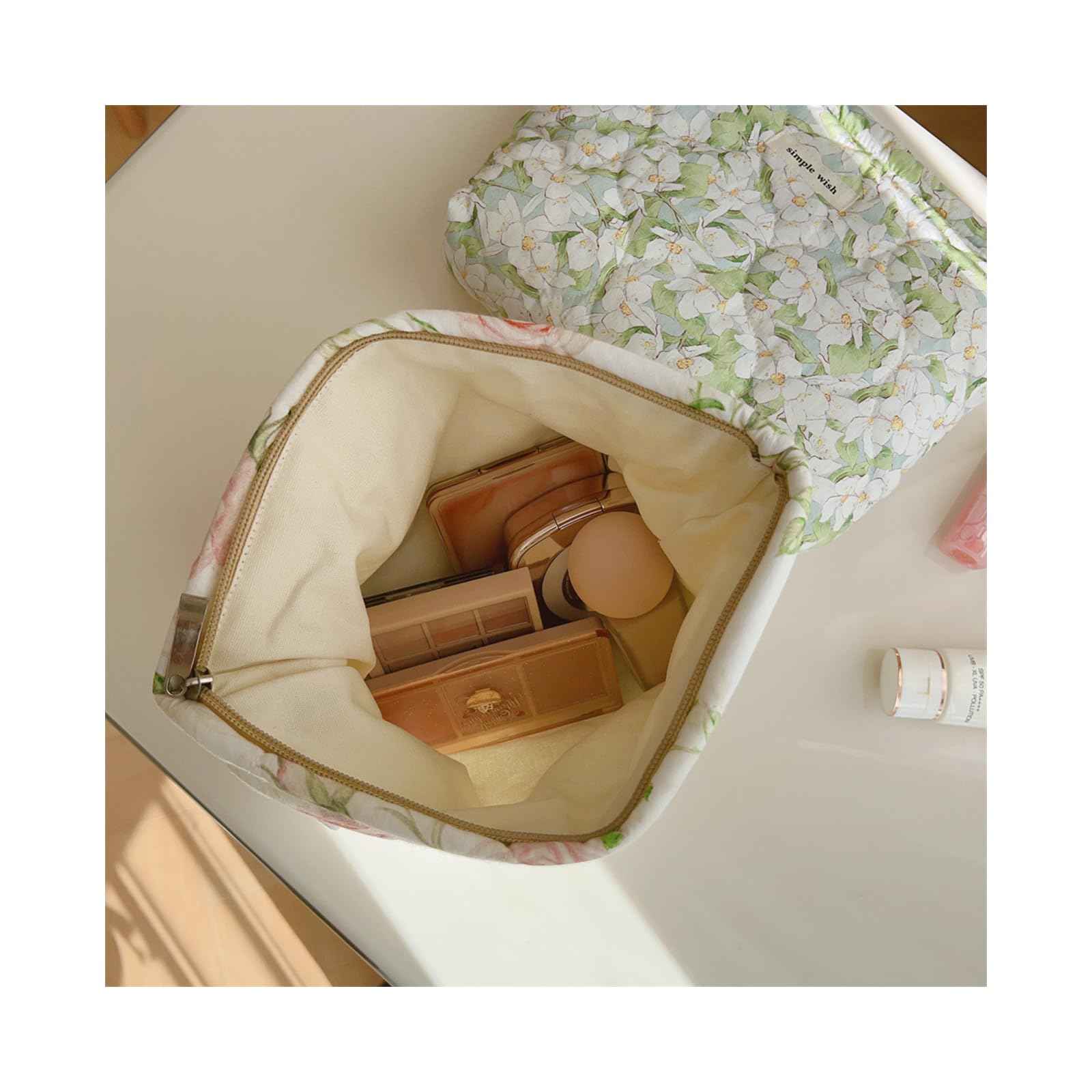 uekeboag Quilted Floral Cotton Makeup Pouch,Coquette Quilted Cosmetic Bag for Women and Girls, Aesthetic Organizer Bag, Flower Cute Travel Toiletry Bags(01Pink Little Flower)