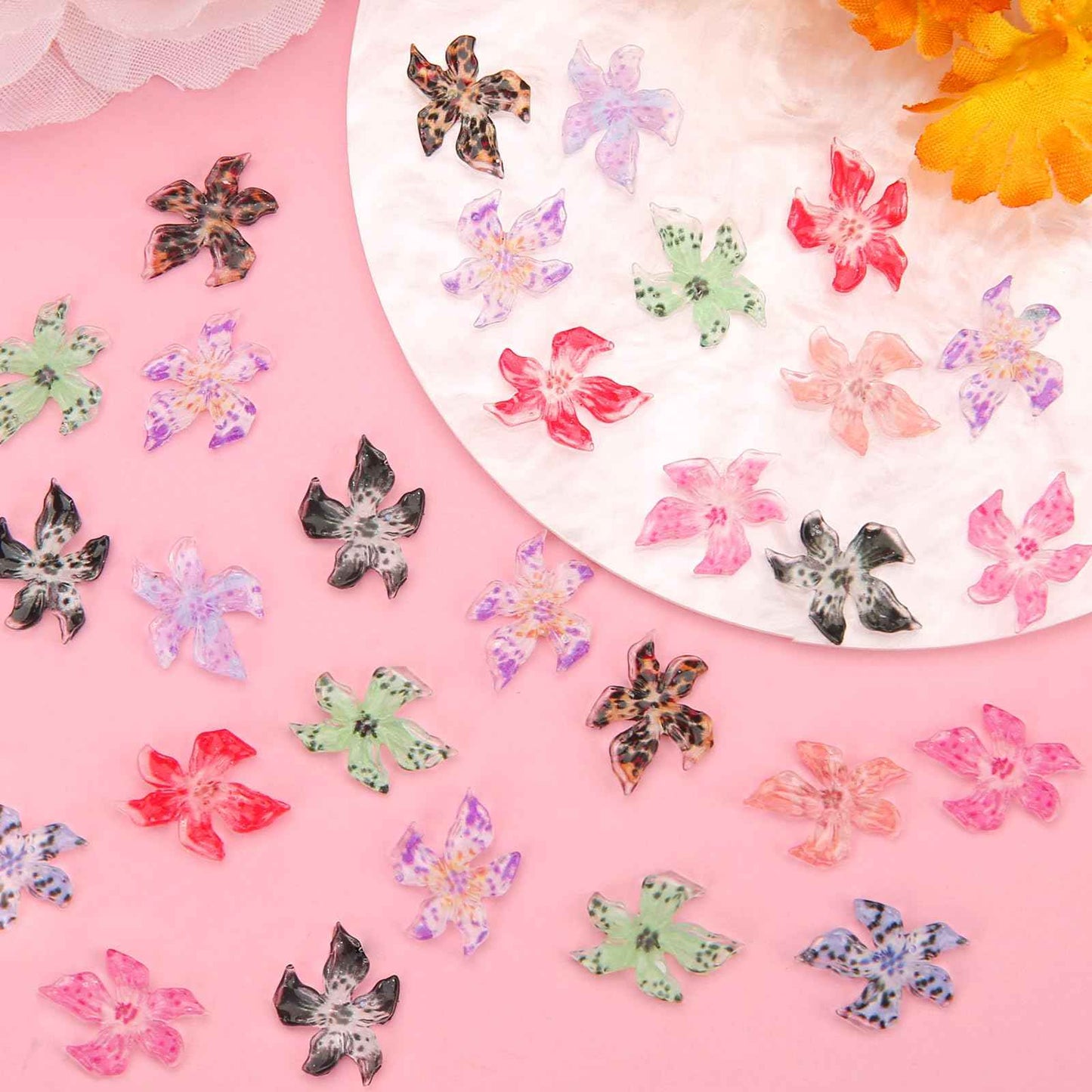 Mini Flowers Figurines, 220pcs Miniature Dollhouse Accessories Tiny Flowers for Crafts Nails Charm Figurines for DIY Fairy Garden Dollhouse Micro Landscaping Decoration