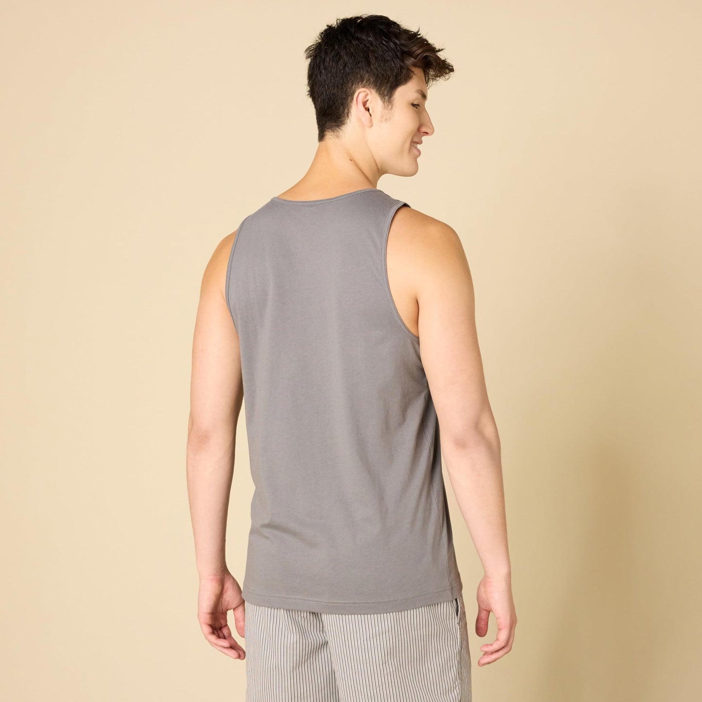 Amazon Essentials Men's Regular-Fit Tank Top, Grey, X-Small