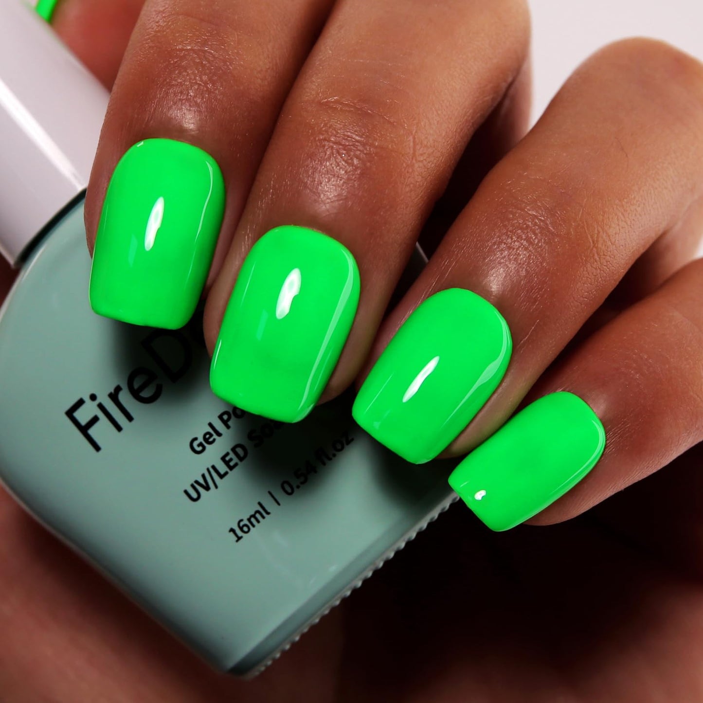 Firedeep Neon Green Gel Nail Polish 16ML Bright Green Gel Polish UV/LED Soak Off Spring Summer Nail Polish Nail Art Starter Manicure Salon DIY at Home 1Pcs