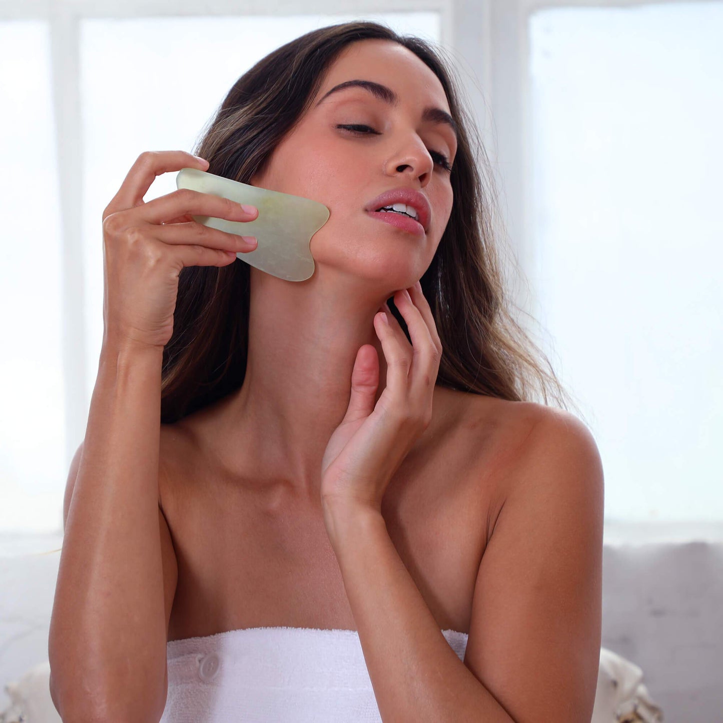 Princess Jade - Daily Jade Facial Roller + Gua Sha Jade Facial Tool