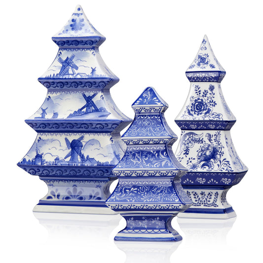 Soaoo 3 Pcs Blue and White Christmas Tree Ceramic Figurine Delft Blue Christmas Tree Decor Chinoiserie Porcelain Decor Mini Chic Ceramic Christmas Tree for Christmas Village Decorations Indoor