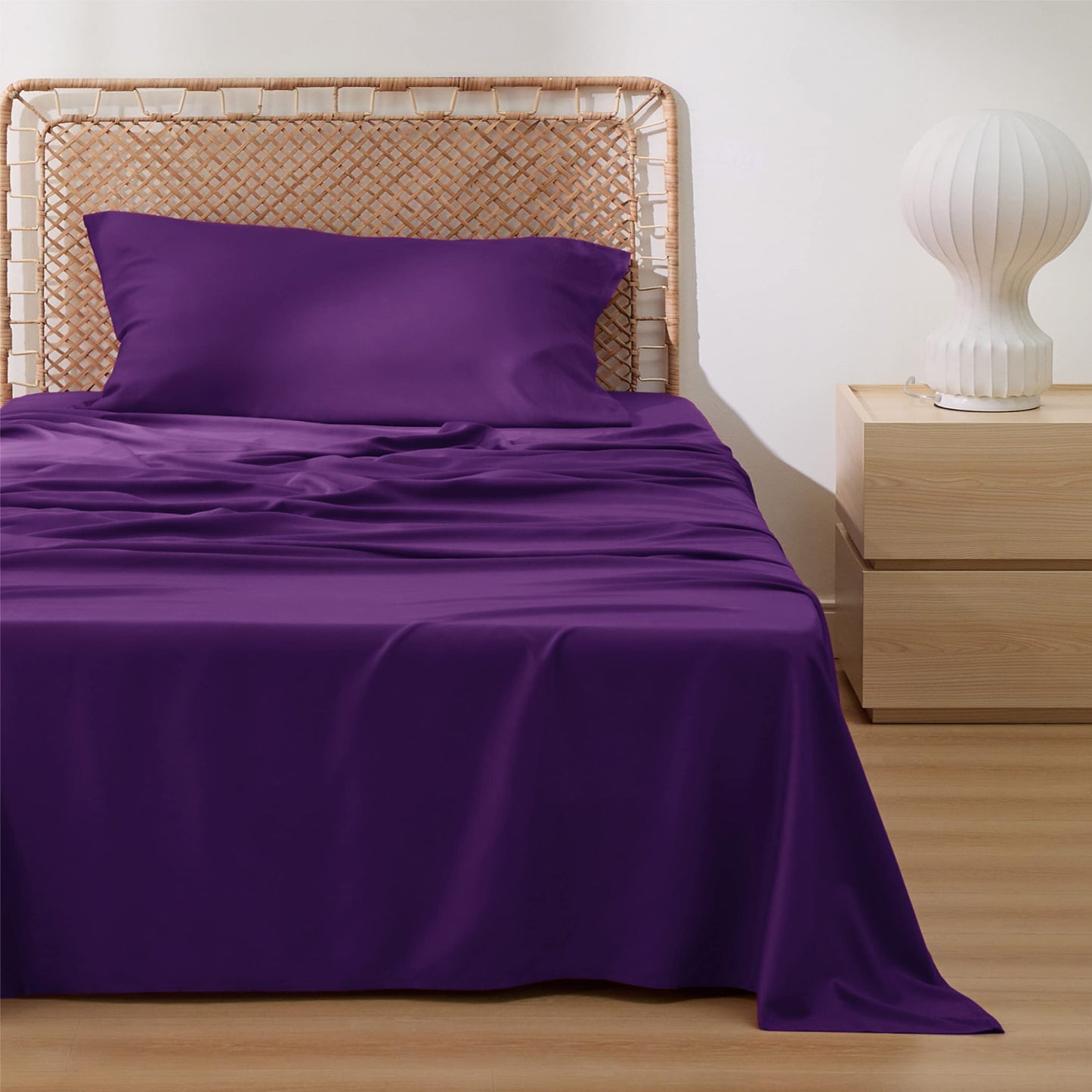 Bedsure Twin Sheets Set, Cooling Sheets Twin Size Bed Set, Rayon Derived from Bamboo, Twin Size Sheets, Breathable & Soft Bed Sheets, Hotel Luxury Silky Bedding Sheets & Pillowcases, Plum