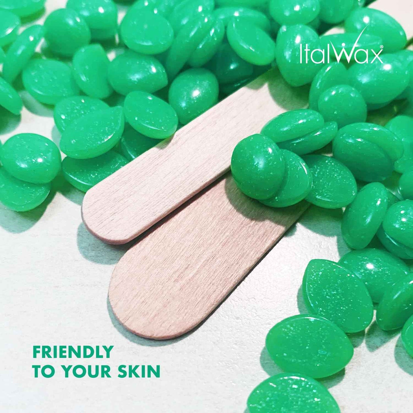 Italwax Top Line Emerald - 750g / 1.65lb - Hard wax beads for hair removal - Scent free - Synthetic formulation ideal for sensitive skins - Recommended for the Bikini Area and Armpits