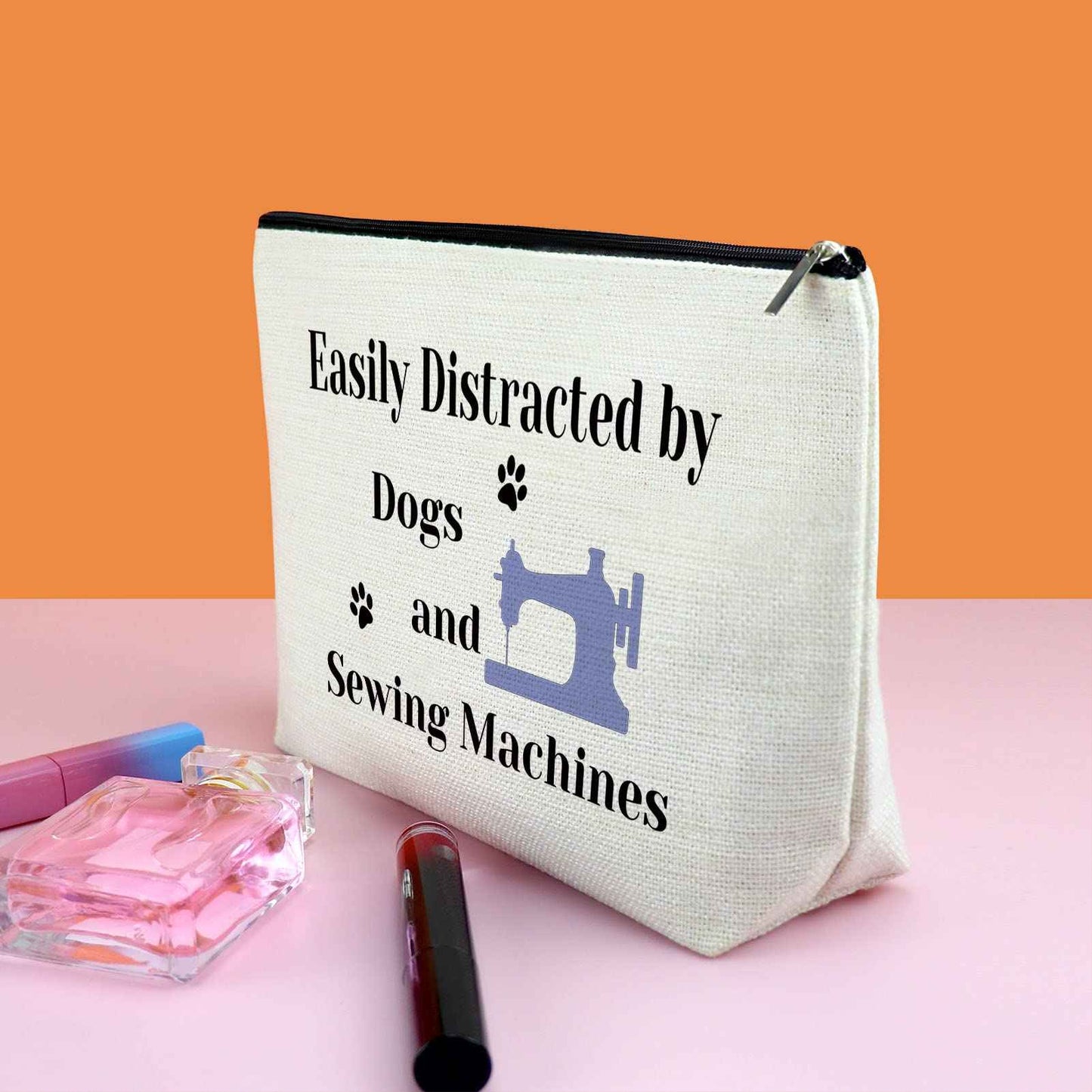 Gfhzdmf Sewing Gift for Women Quilter Gifts for Dog Lover Makeup Bag Seamstress Gift for Sewers Cosmetic Bag Sewing Machine Gifts for Dog Mom Owner Quilters Travel Pouch
