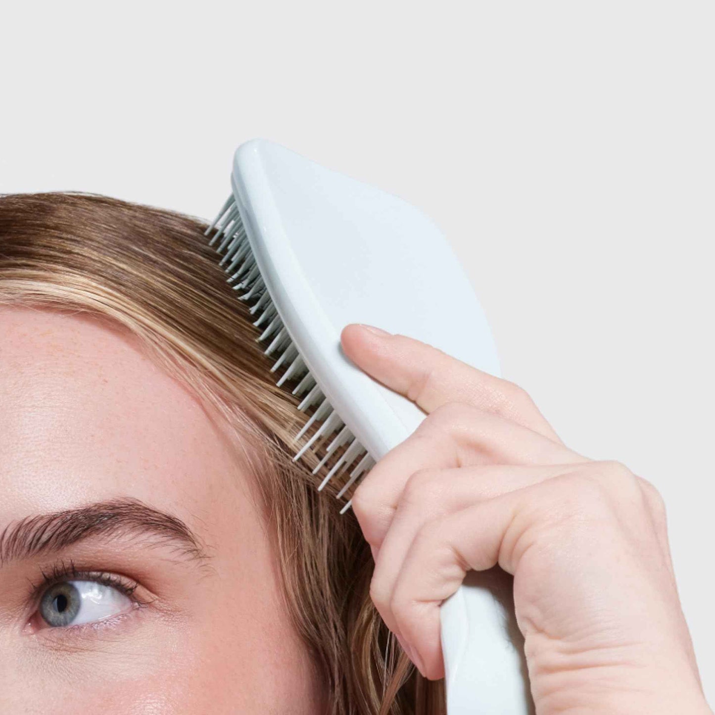 Tangle Teezer Fine & Fragile Ultimate Detangler Brush, Dry & Wet Hair Brush to Detangle & Reduce Breakage, Large, Seafoam Blue