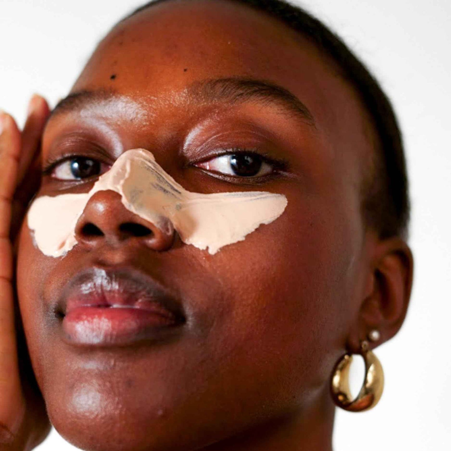 BYROE Peach Clarifying Clay Mask| Detoxifying Face Mask to Minimize Pores & Reduce Blackheads | Hydrating Treatment with Bentonite Clay & Hyaluronic Acid | Vegan, 2.82 Oz