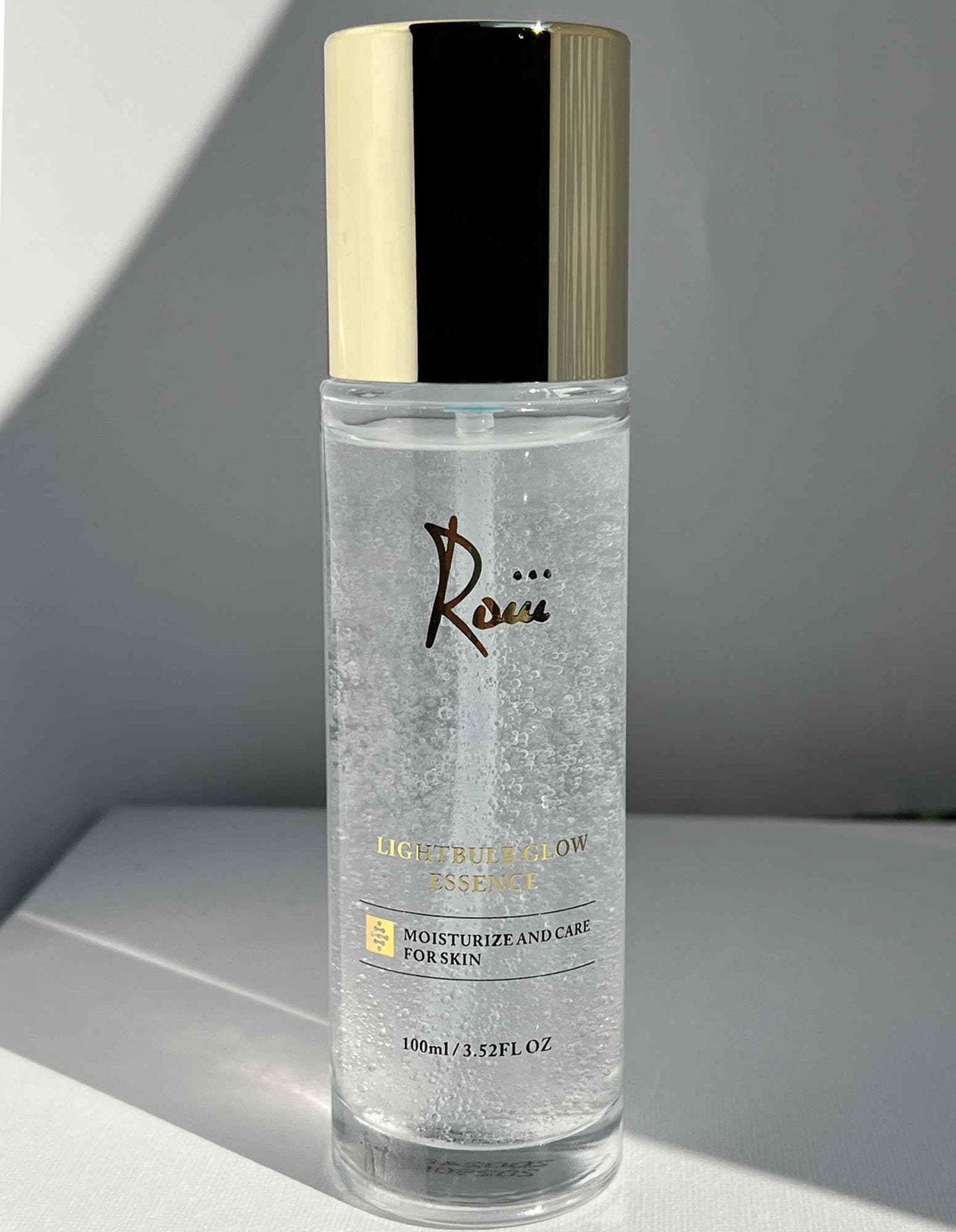 Roiii Light Bulb Glow Essence Serum - Vitamin C + Niacinamide + Hyaluronic Acid - Brightening Face Essence for Glowing Skin - Neck Reduce Dark Spots & Even Skin Tone 3.52 FL.OZ