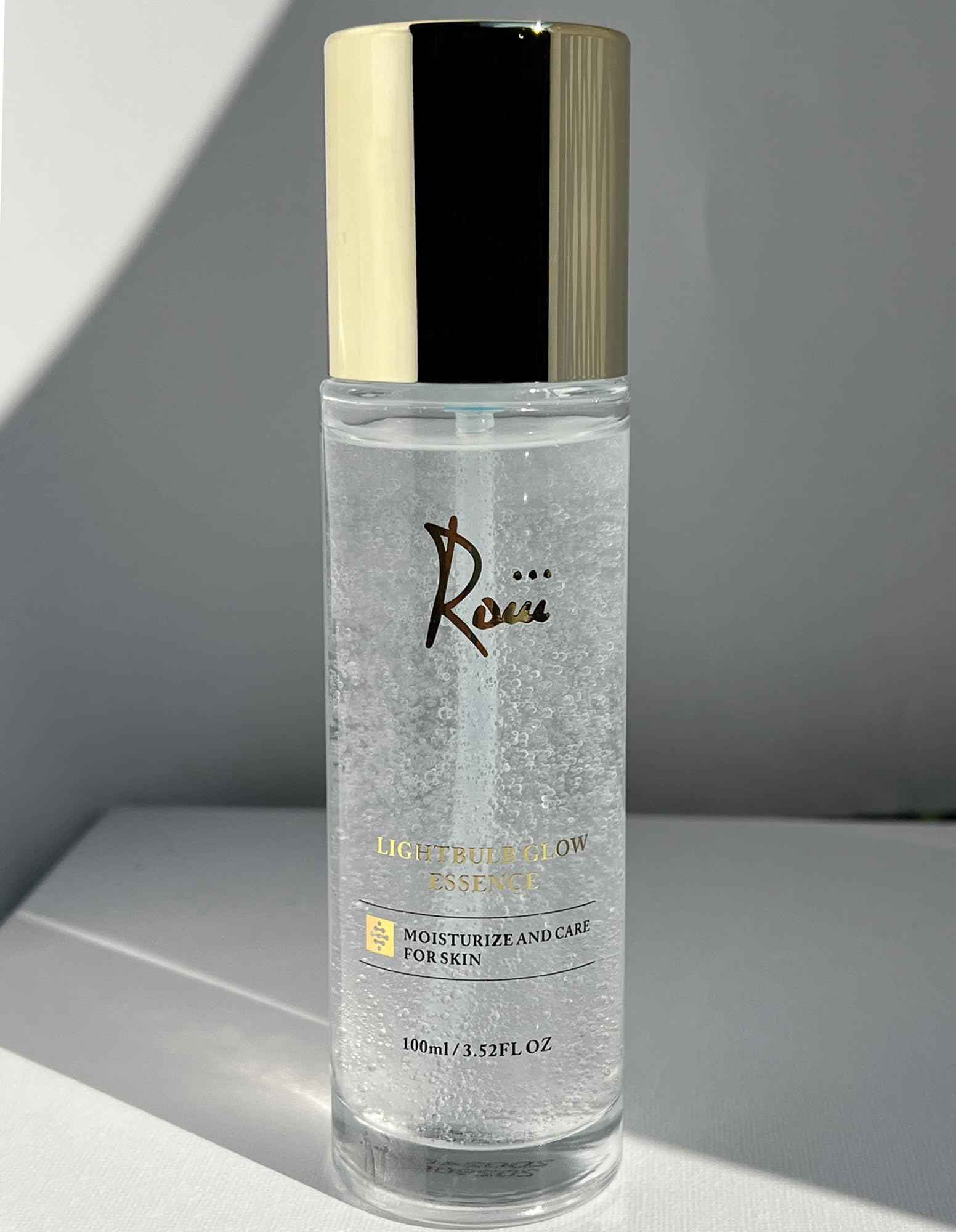 Roiii Light Bulb Glow Essence Serum - Vitamin C + Niacinamide + Hyaluronic Acid - Brightening Face Essence for Glowing Skin - Neck Reduce Dark Spots & Even Skin Tone 3.52 FL.OZ